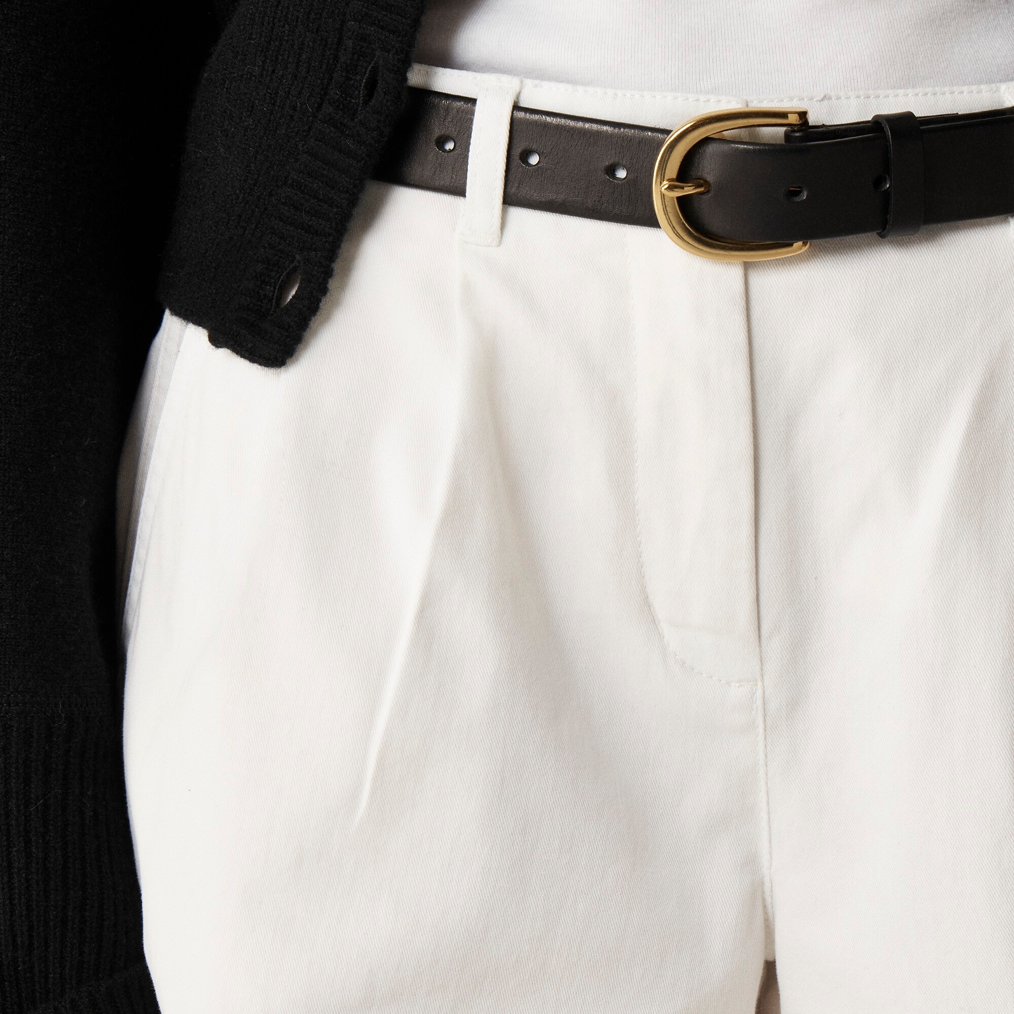 9" pleated heritage chino short