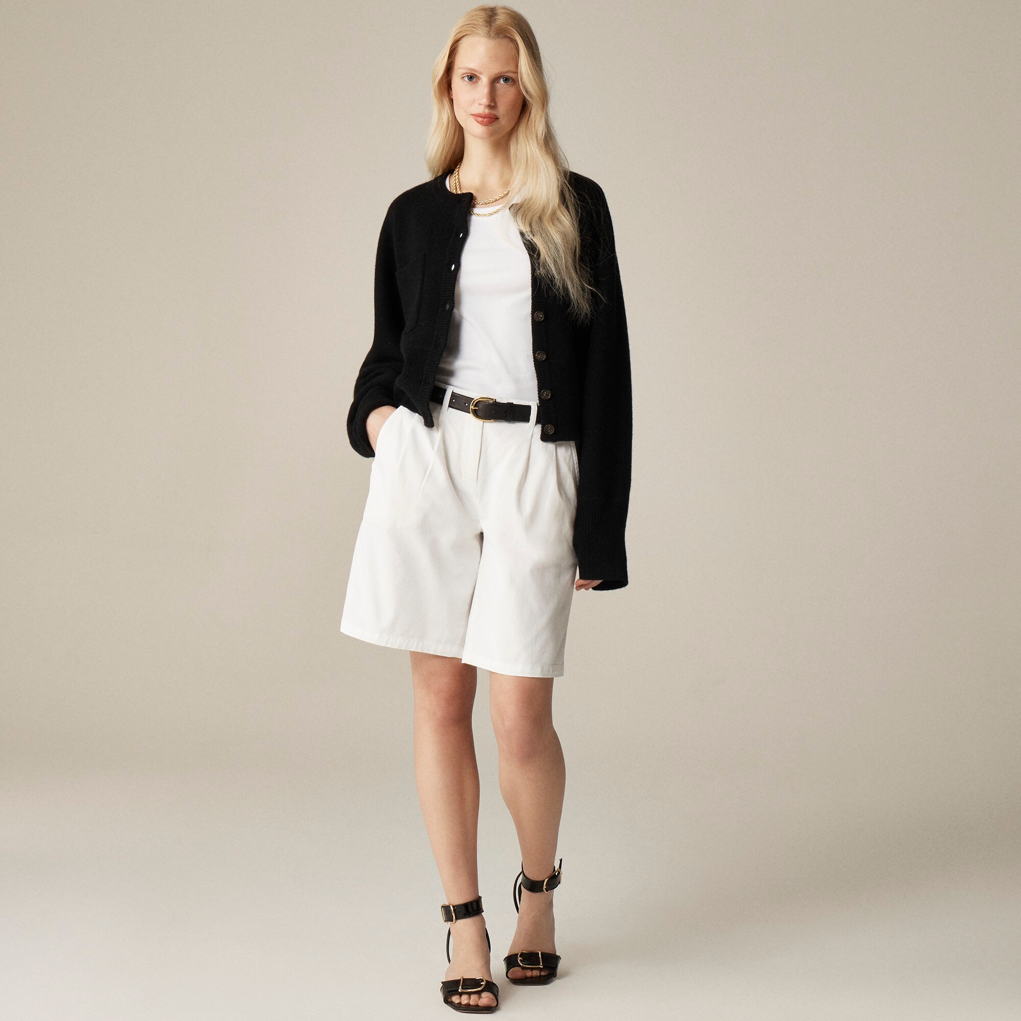 9" pleated heritage chino short