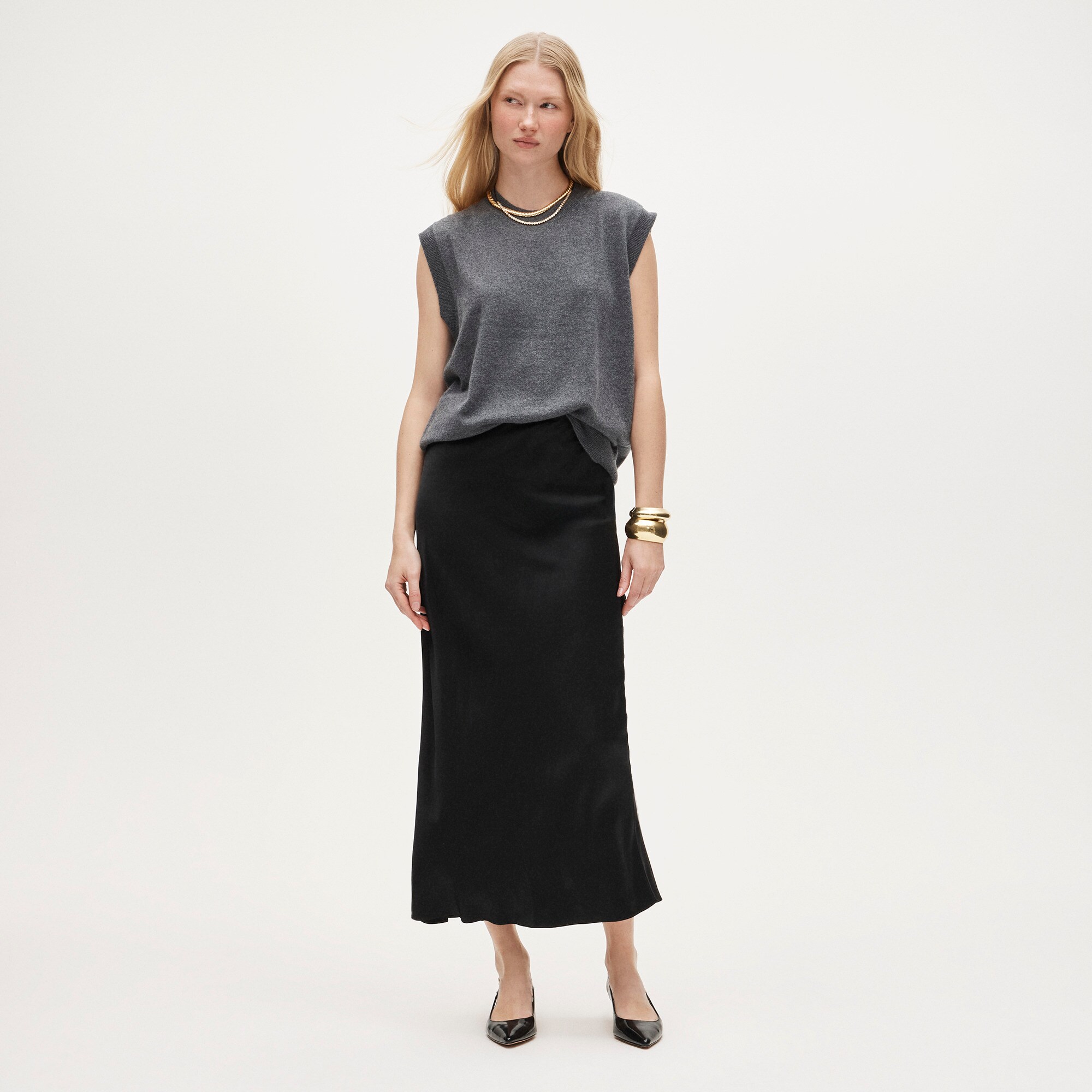 New Gwyneth slip skirt in viscose charmeuse