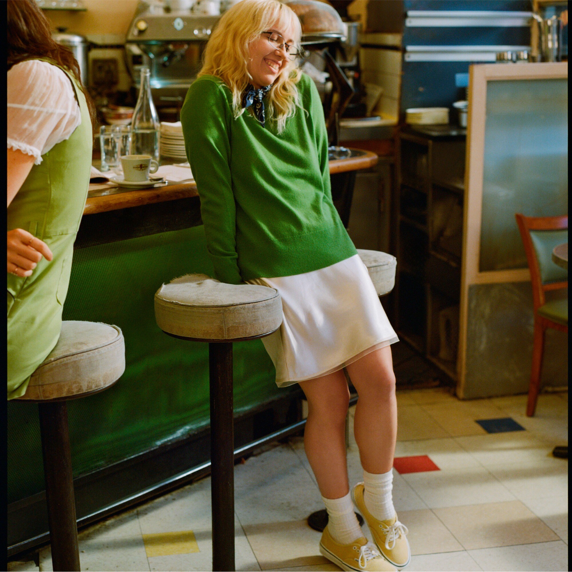 Gwen knee-length slip skirt in viscose charmeuse