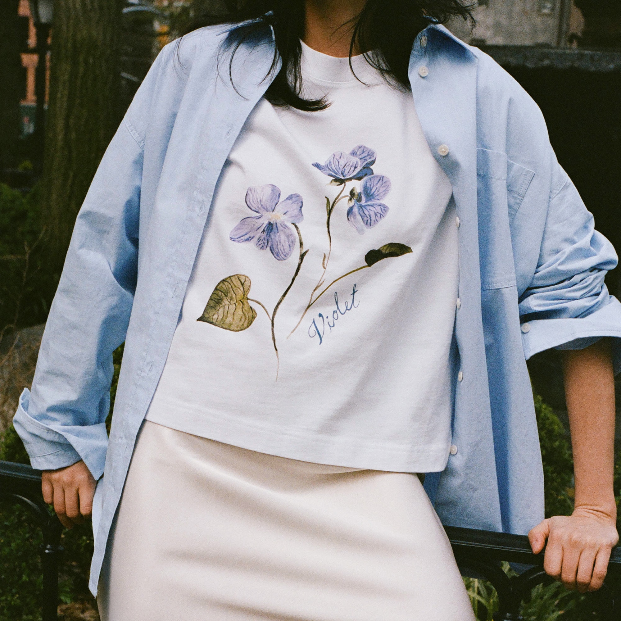 Gwen knee-length slip skirt in viscose charmeuse