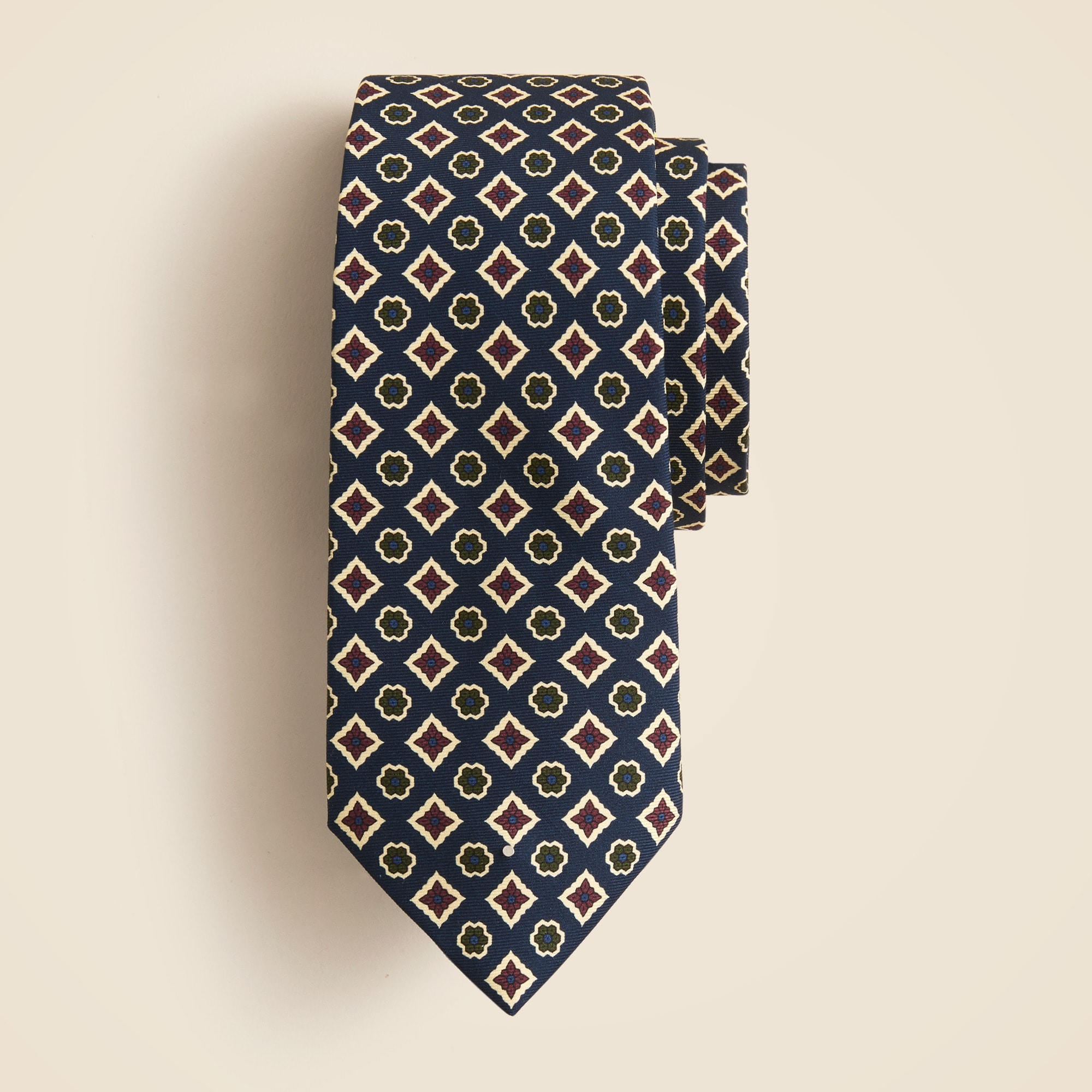 mens English silk tie in madder