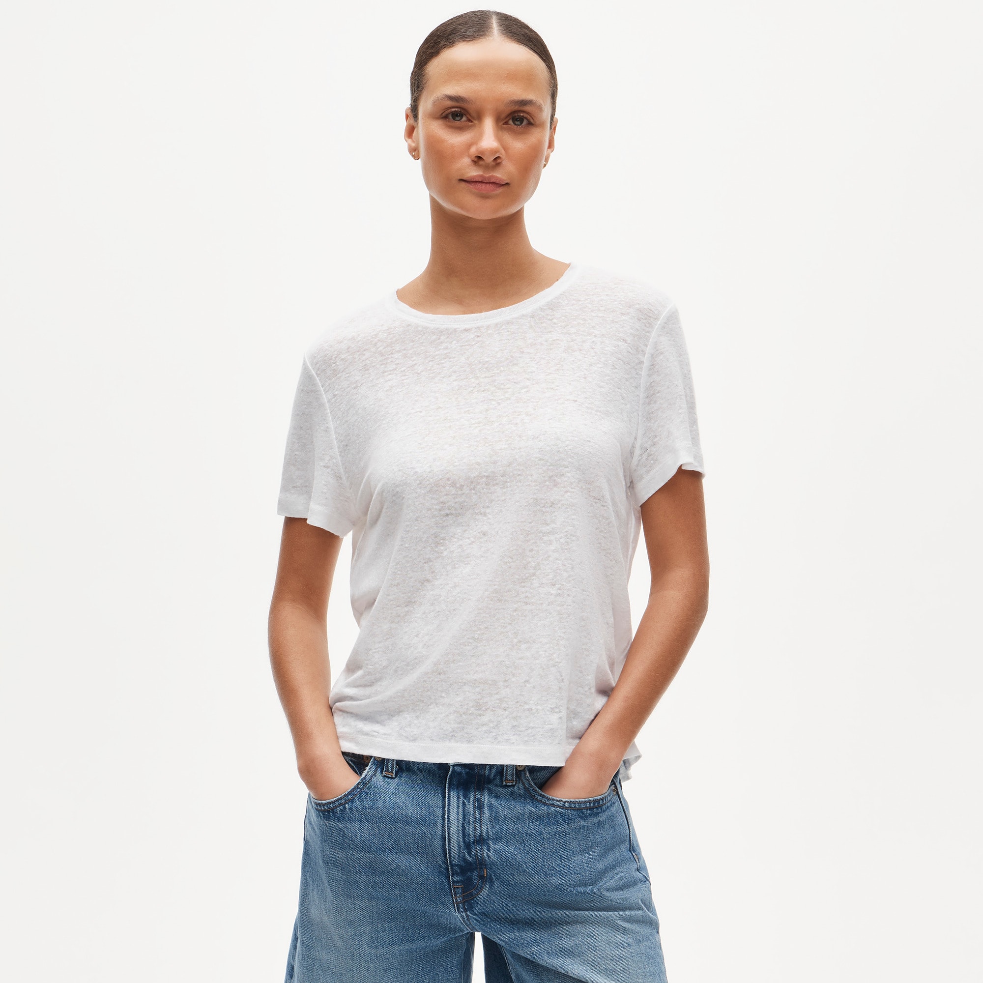 New relaxed linen T-shirt