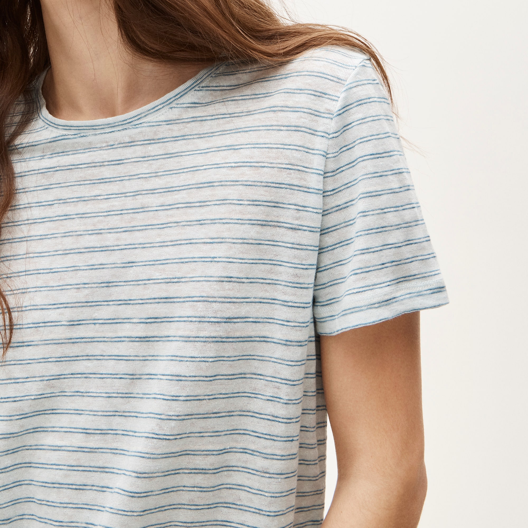 New relaxed linen T-shirt in stripe - image 4