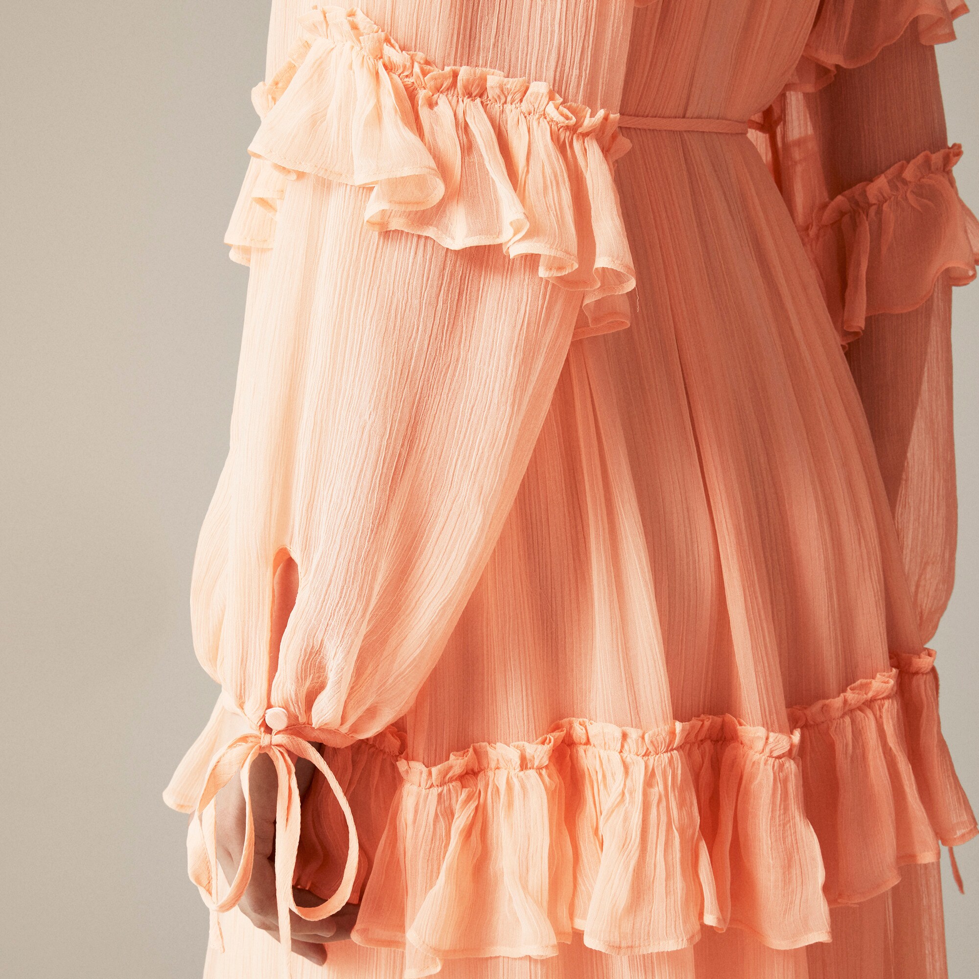 【AMERI】LUSTER TIERED LAYERED DRESS Ameri】LUSTER TIERED LAYERED DRESS