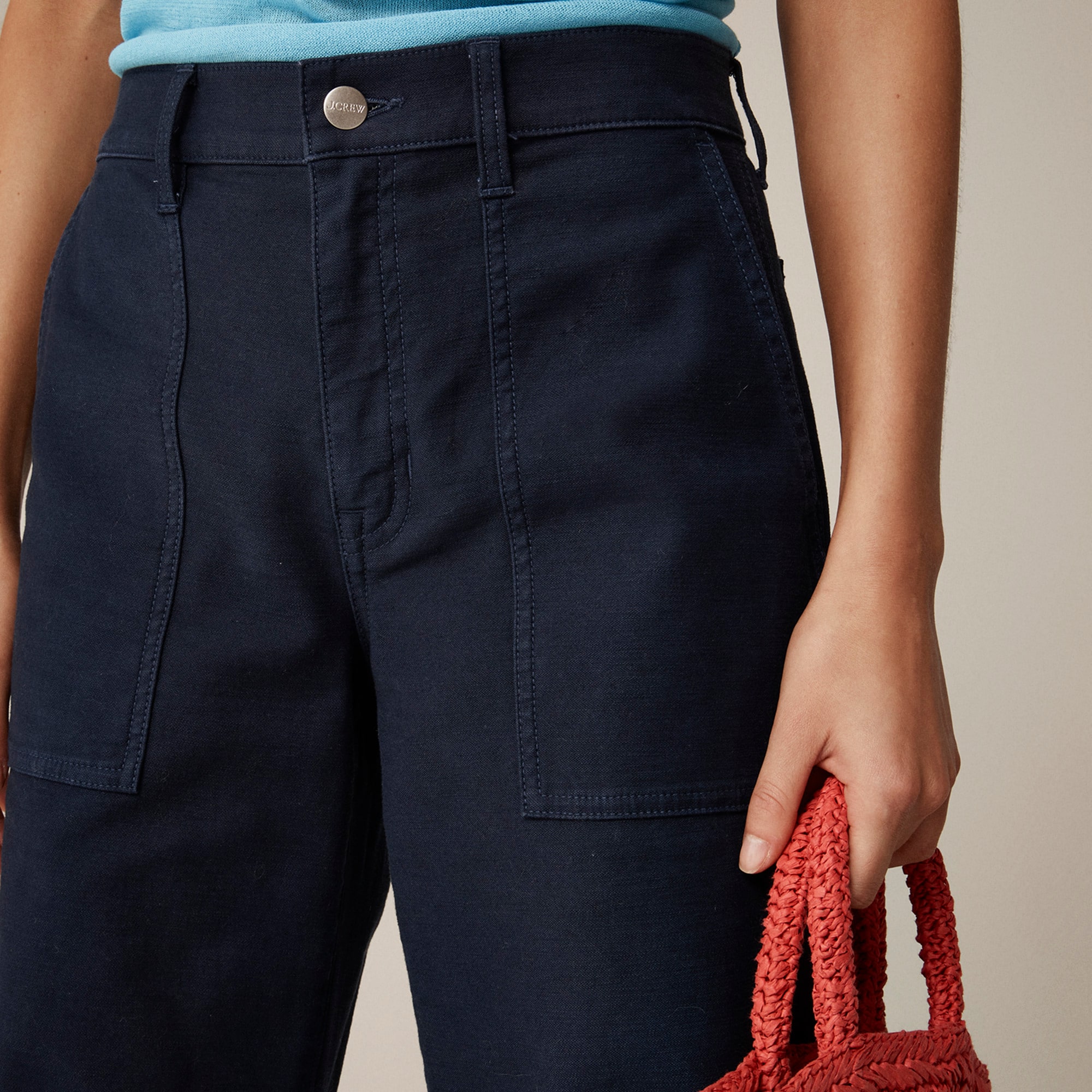 Camp-pocket wide-leg pant in stretch cotton blend