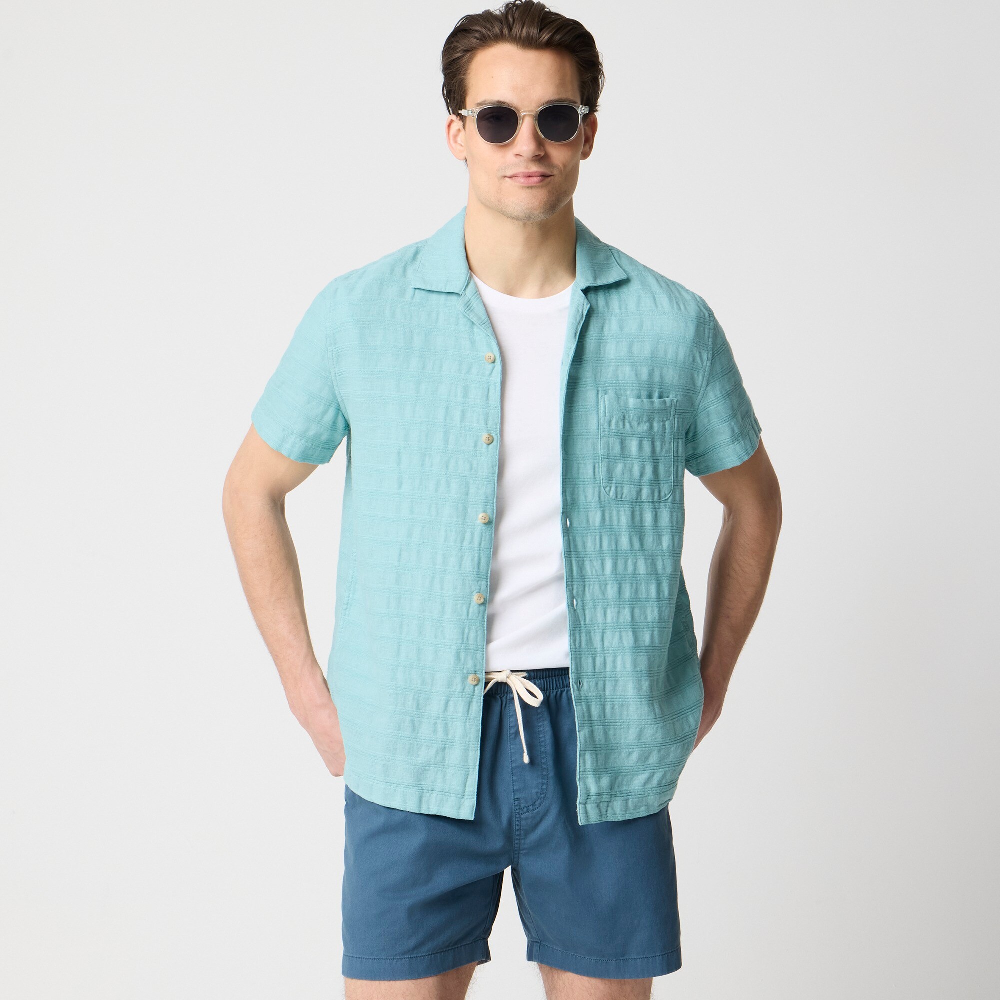 mens Short-sleeve textured camp shirt