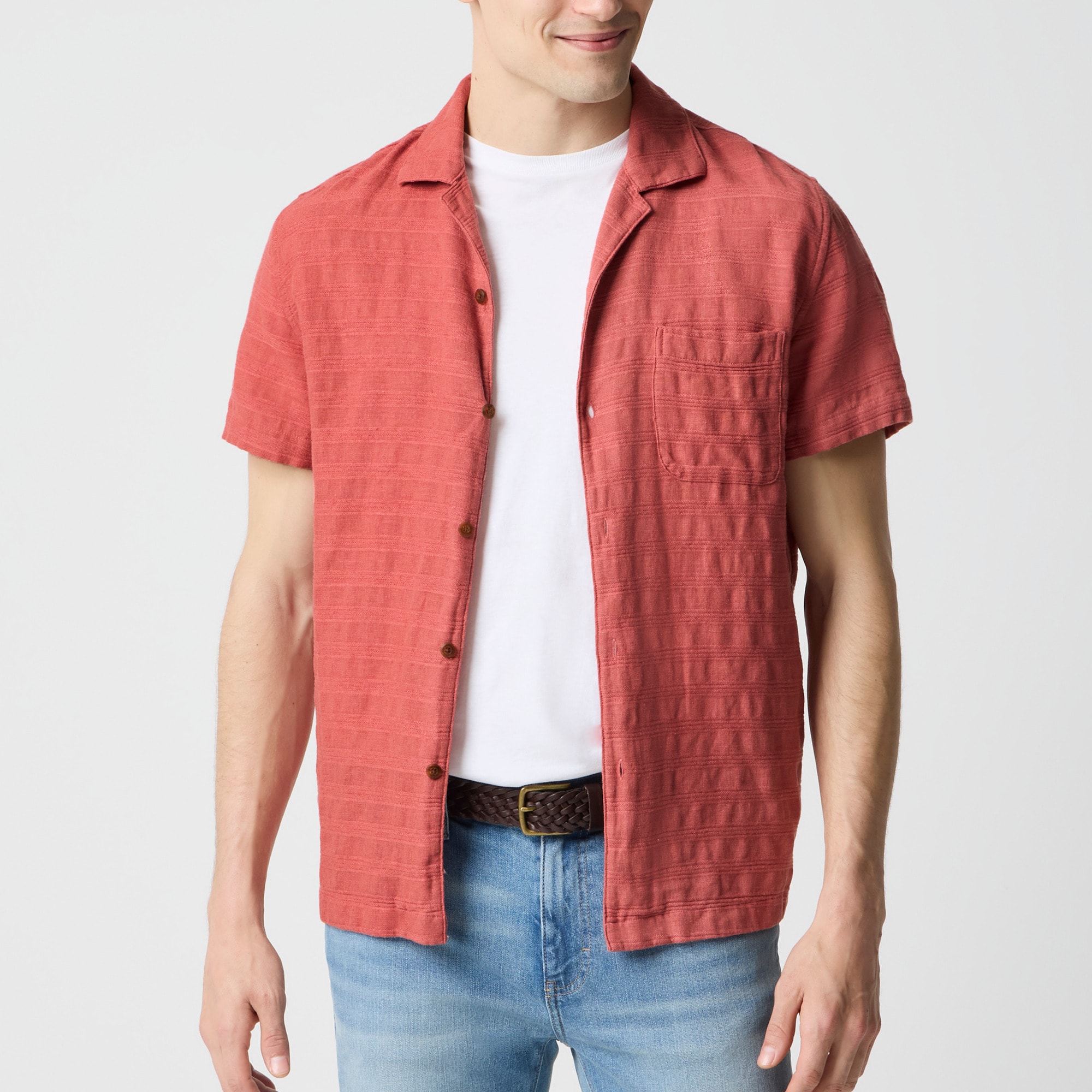 Short-sleeve textured camp shirt