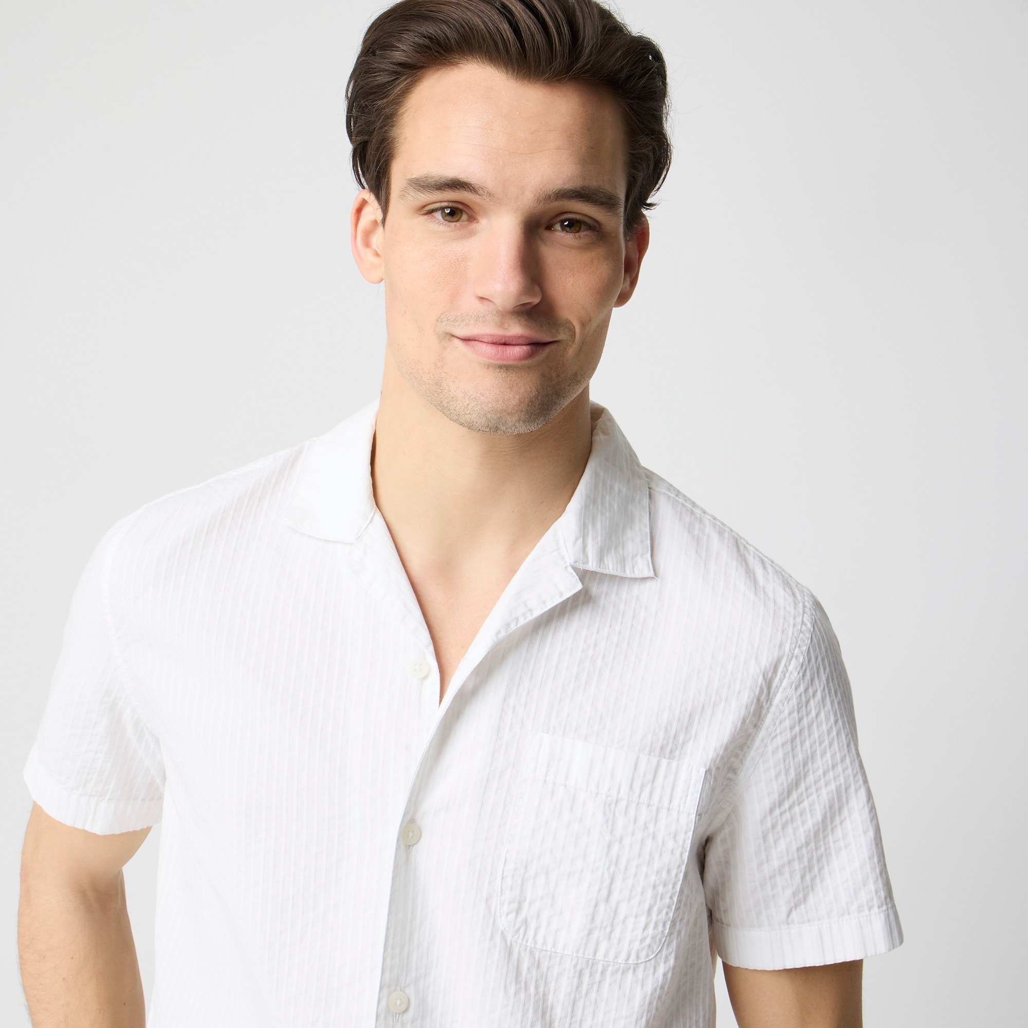 Short-sleeve textured camp shirt