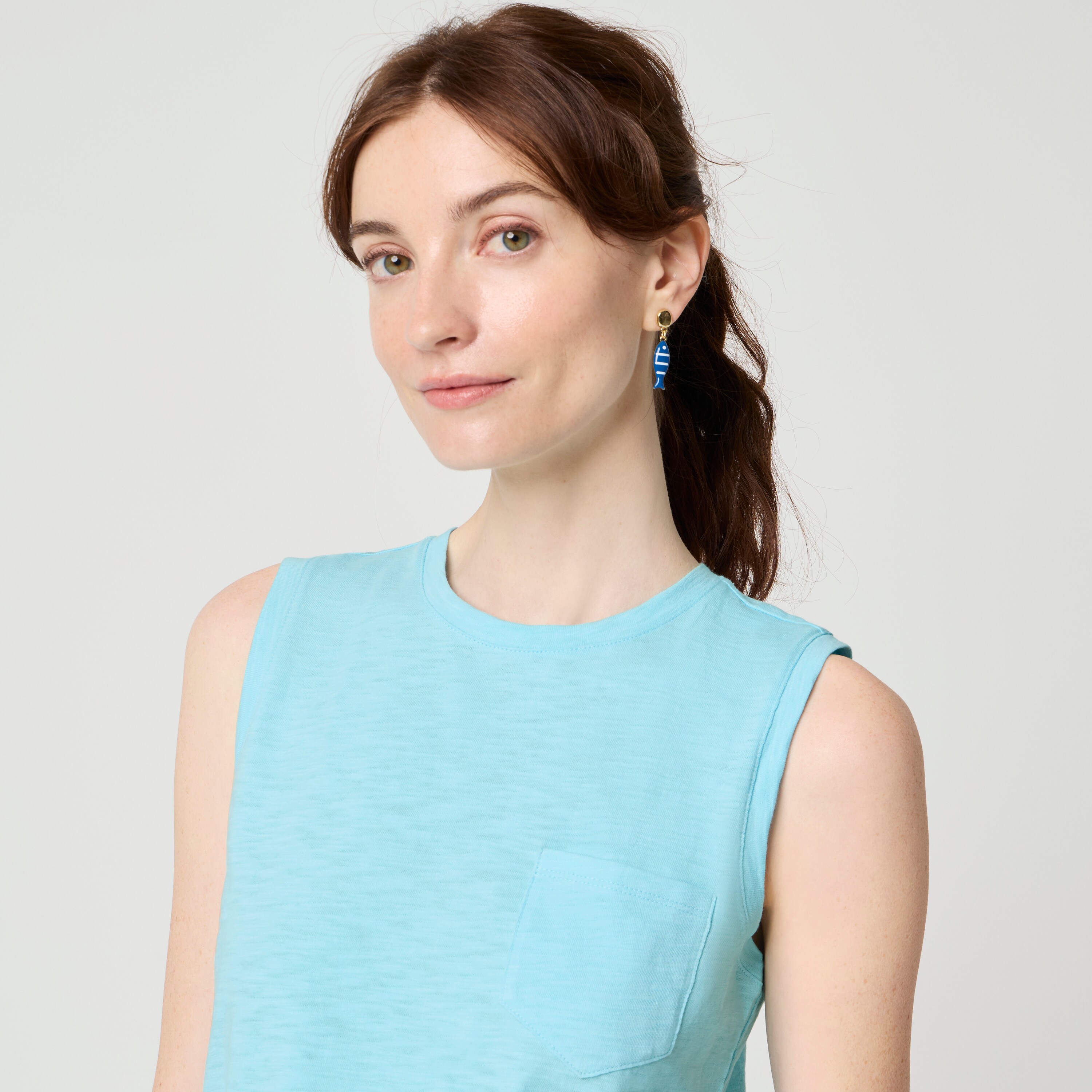 Girlfriend pocket tank top