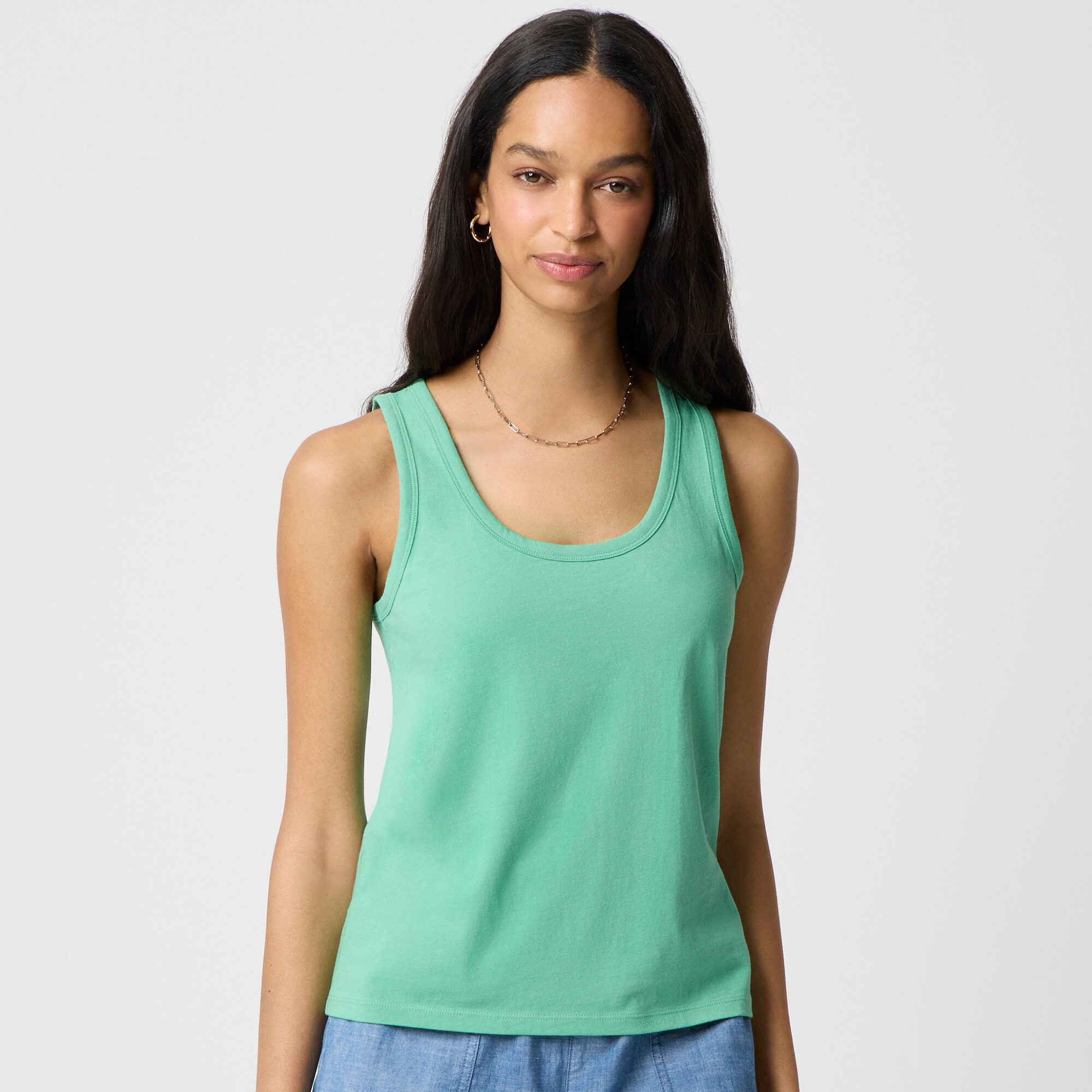 Scoopneck tank top