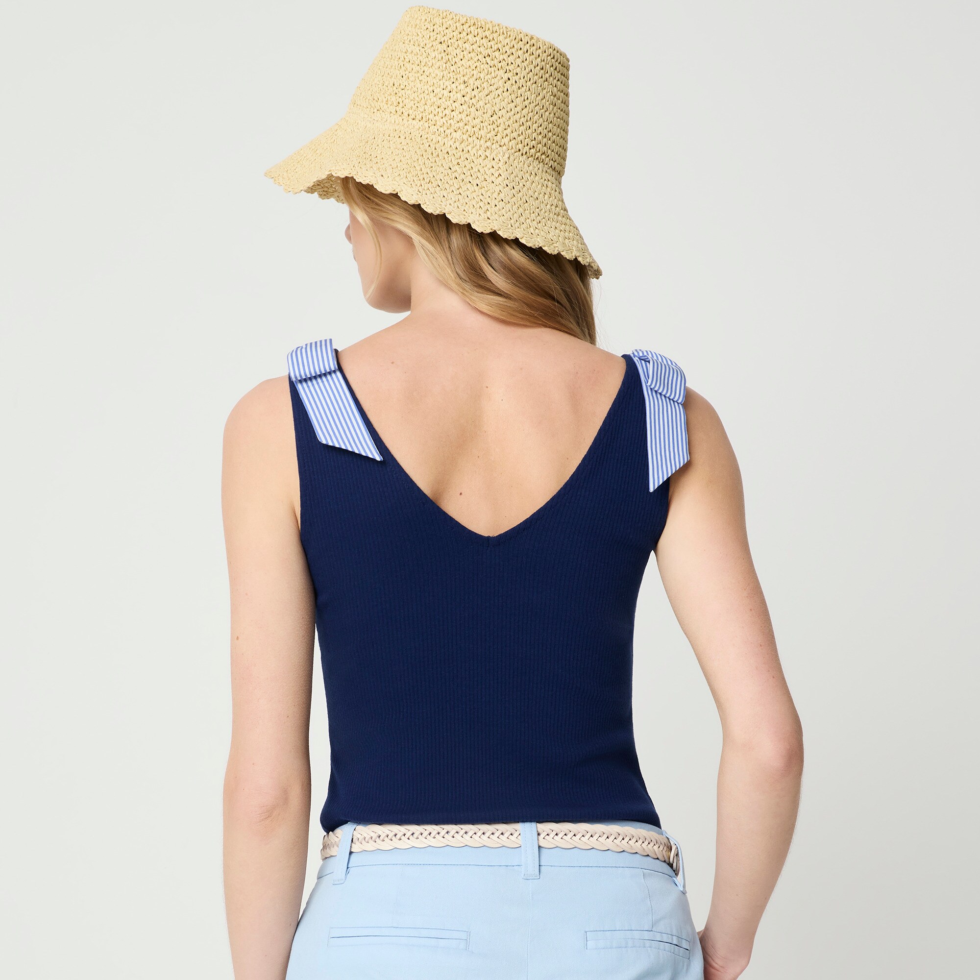 Bow-shoulder tank top
