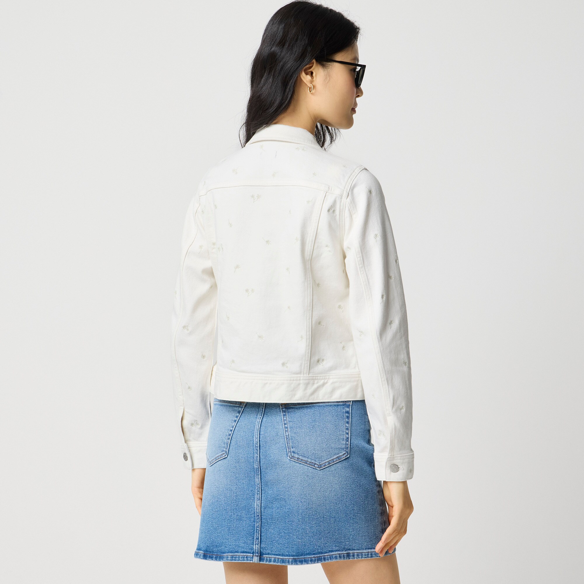Embroidered classic denim jacket
