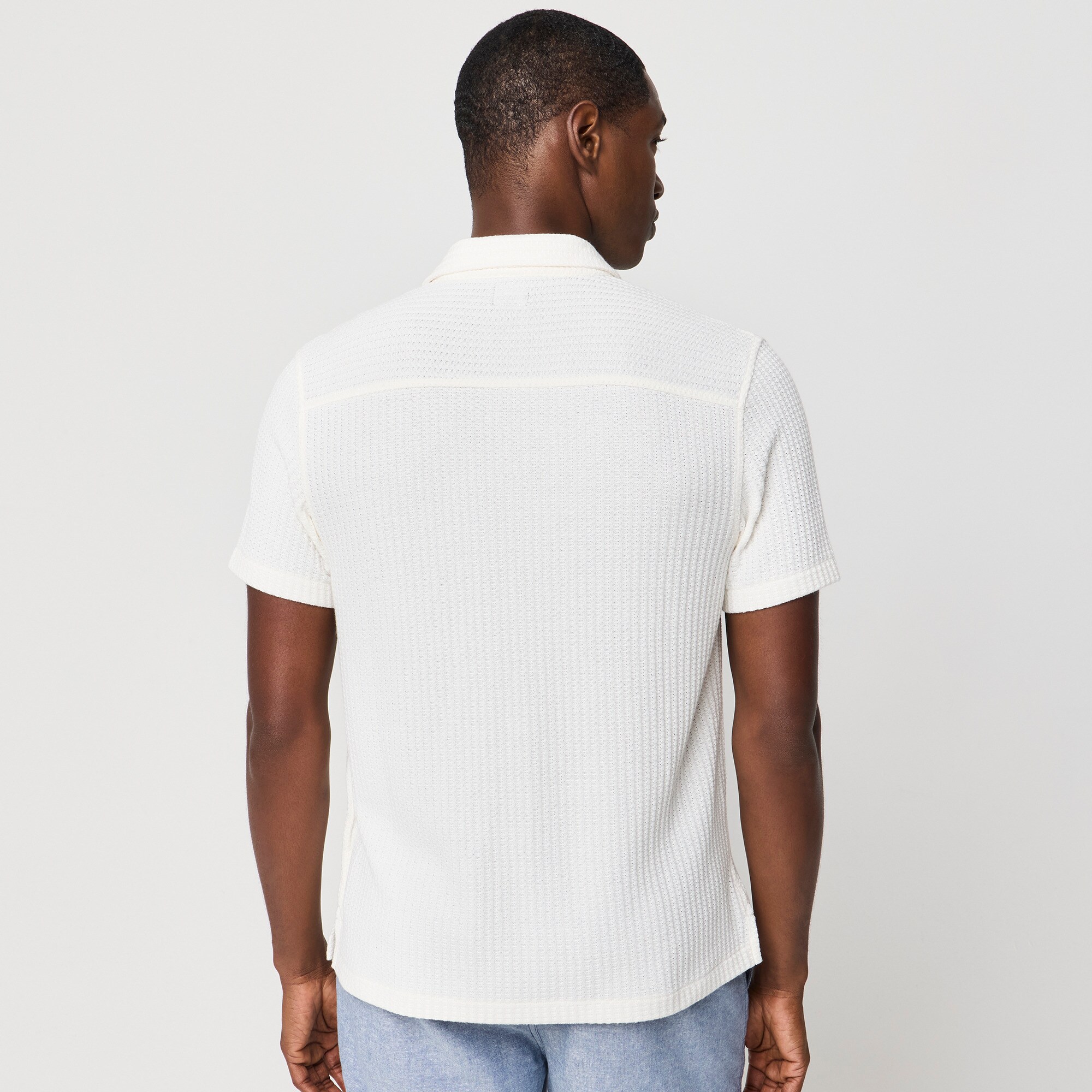 Short-sleeve textured camp shirt