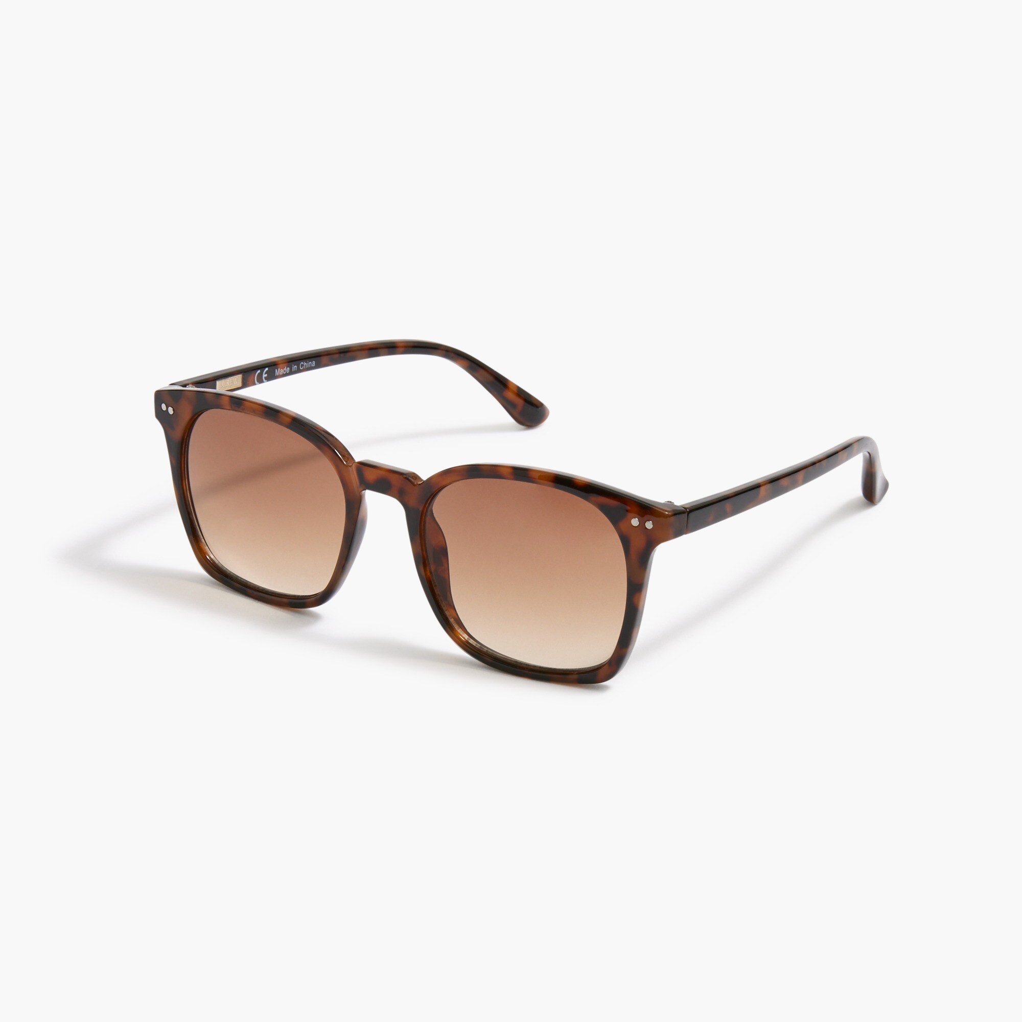 Slim classic sunglasses