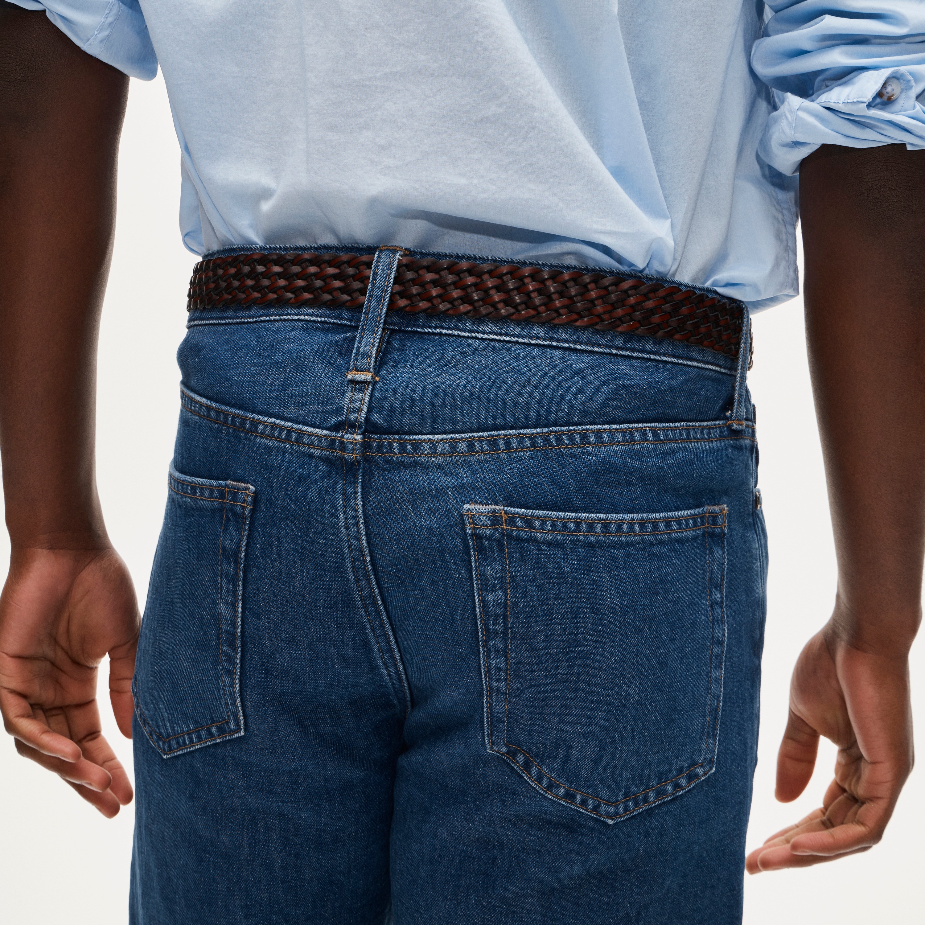 Classic Straight summerweight jean in cotton-linen blend