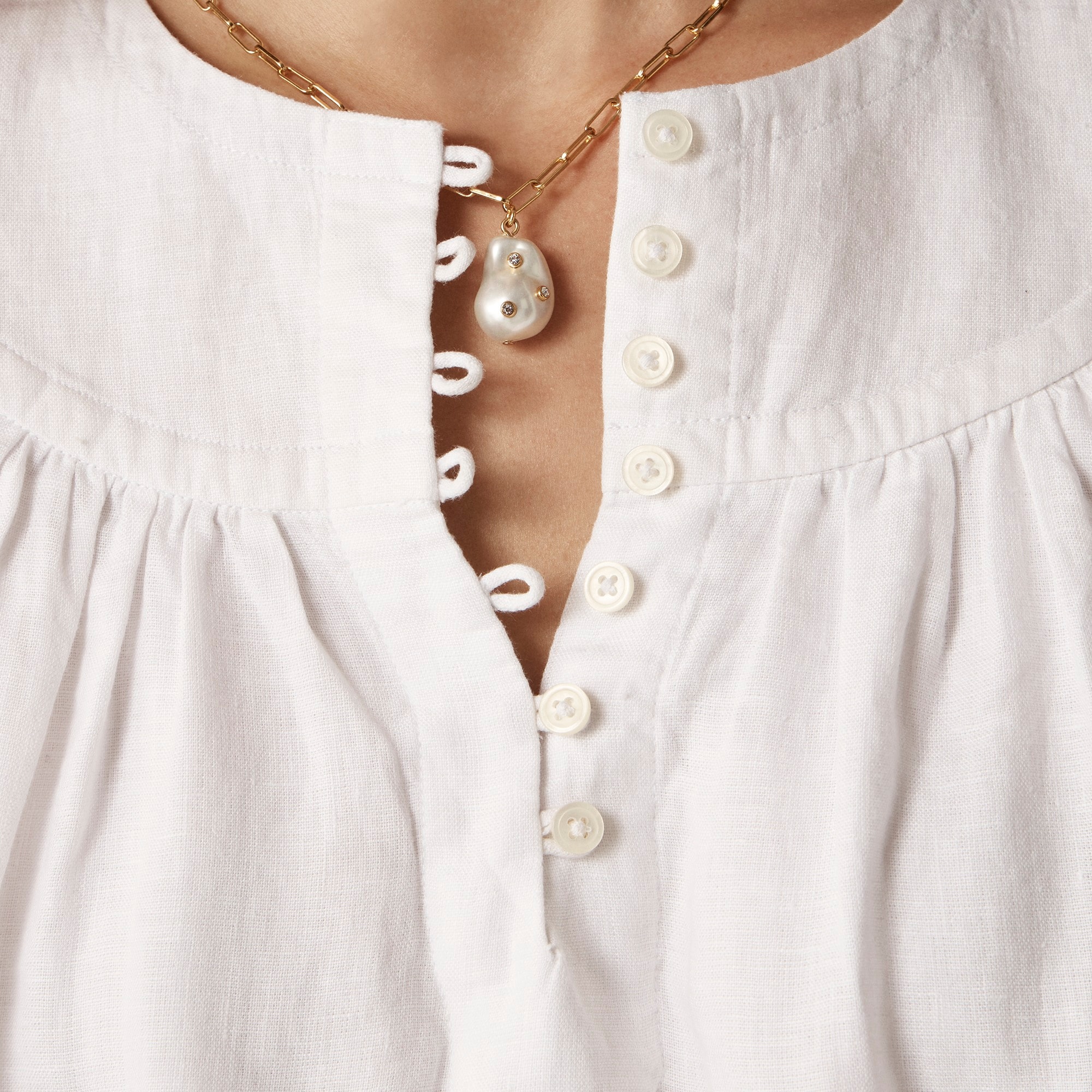 Gathered popover dress in linen