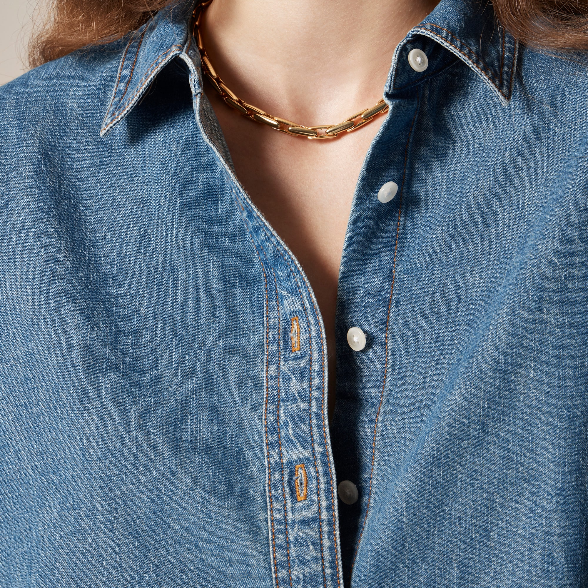 Étienne cropped button-up shirt in chambray
