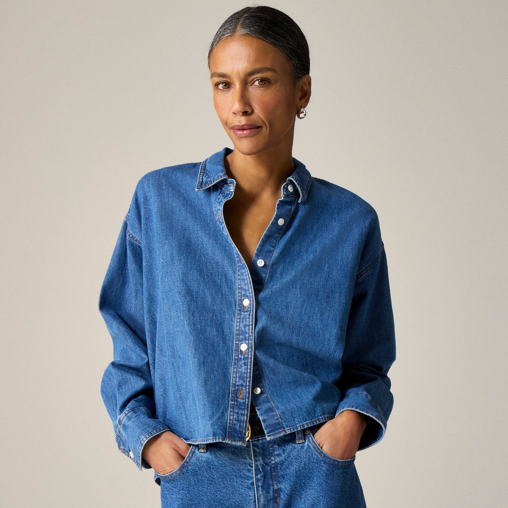 womens &Eacute;tienne cropped button-up shirt in chambray