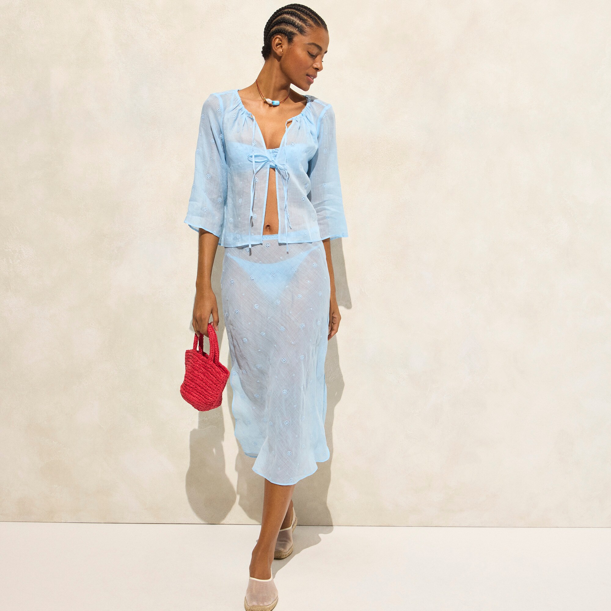  Tie-front eyelet top in ramie