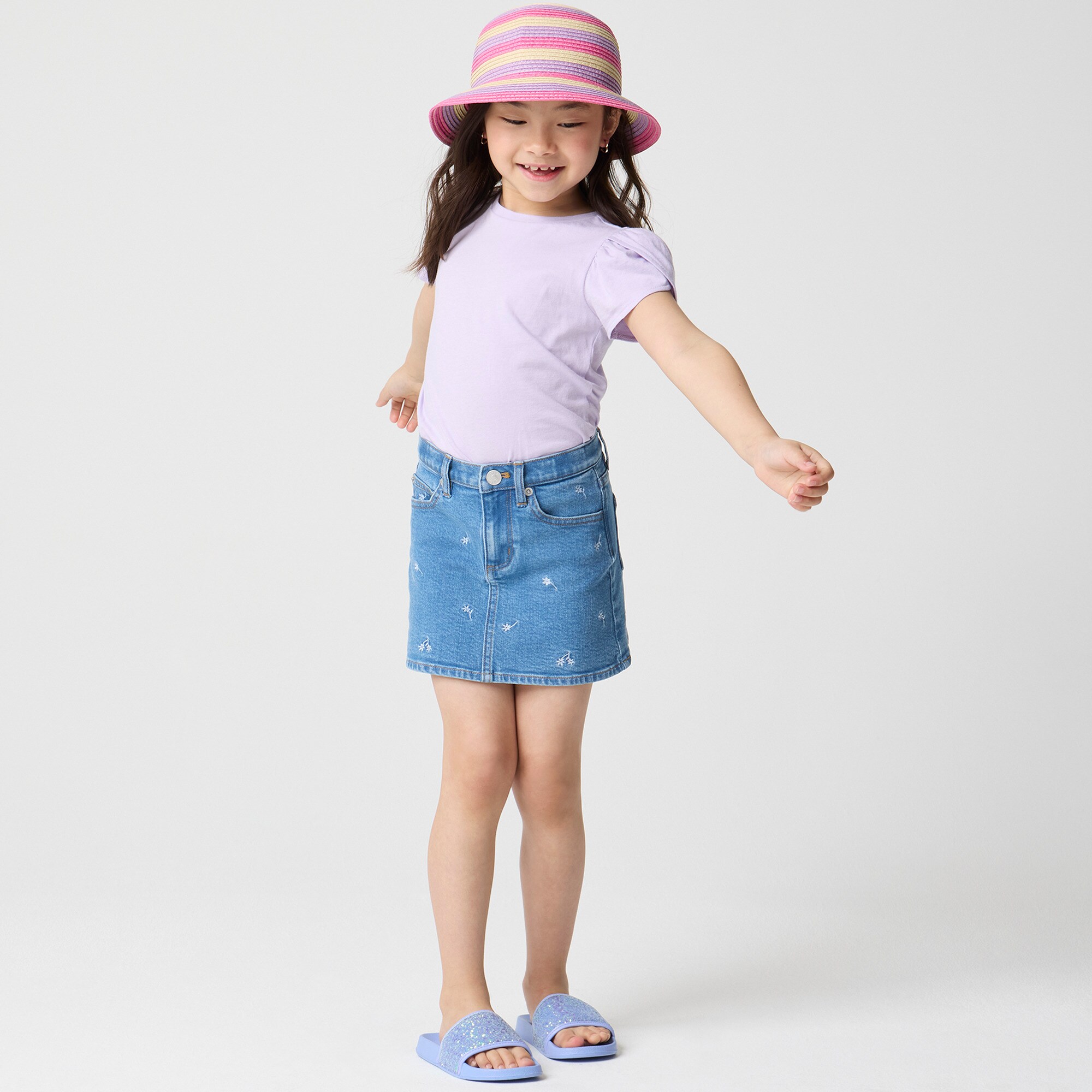 Girls' flower embroidered denim skirt