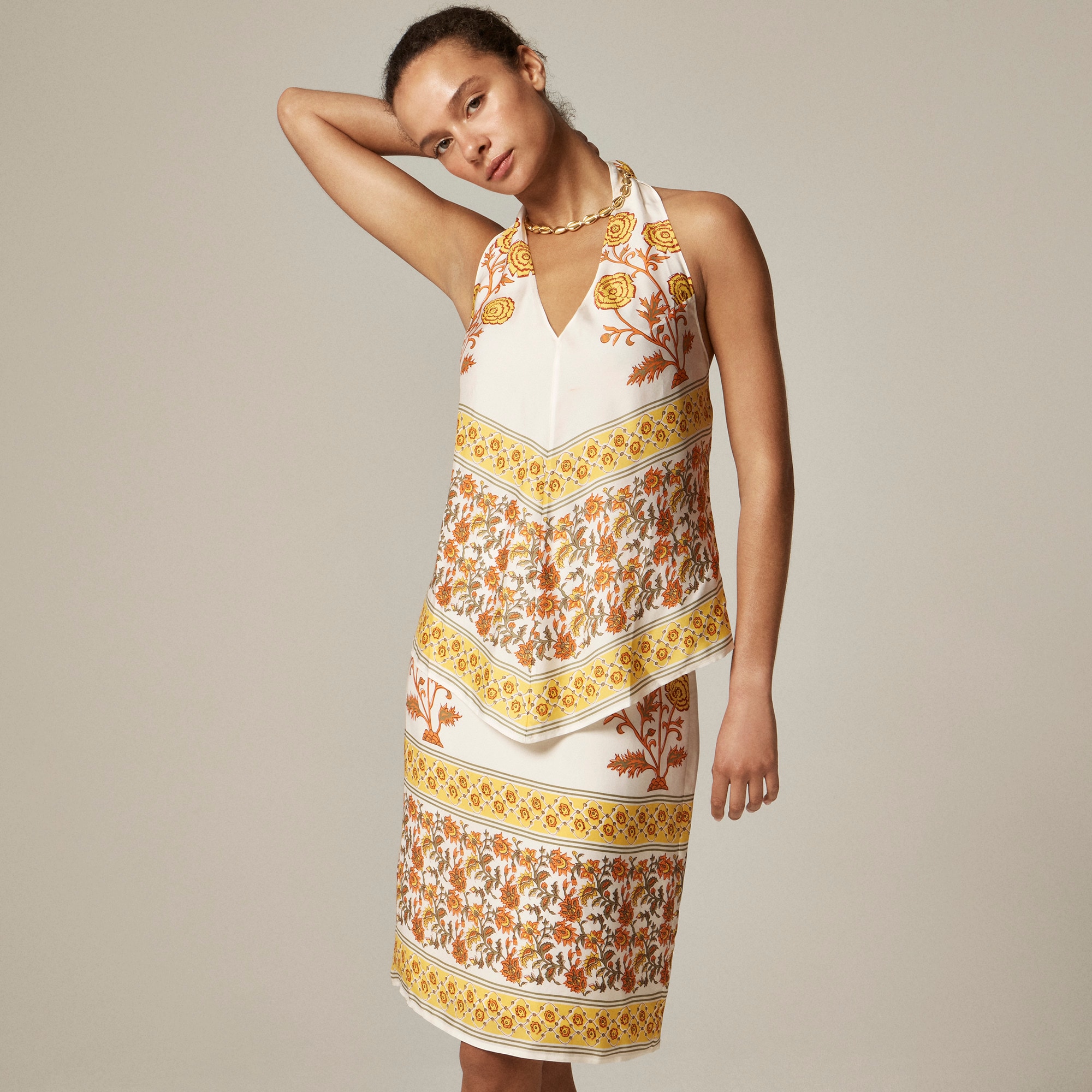 Open-back halter top in sunset rose block print - image 3