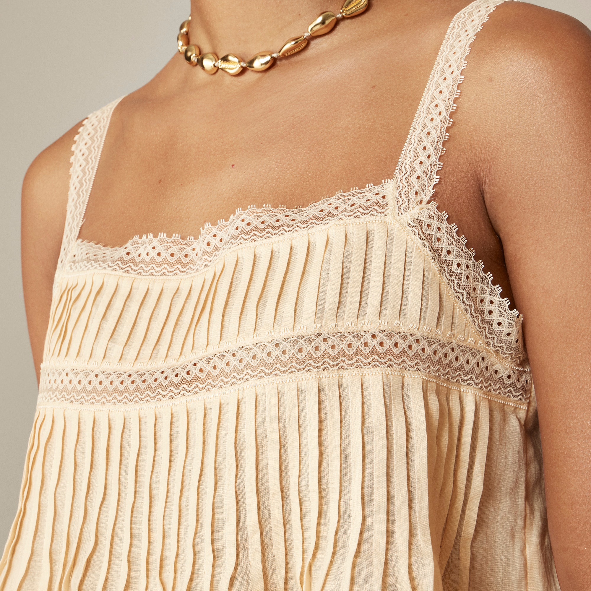 Lace-trim tank top in ramie - image 4