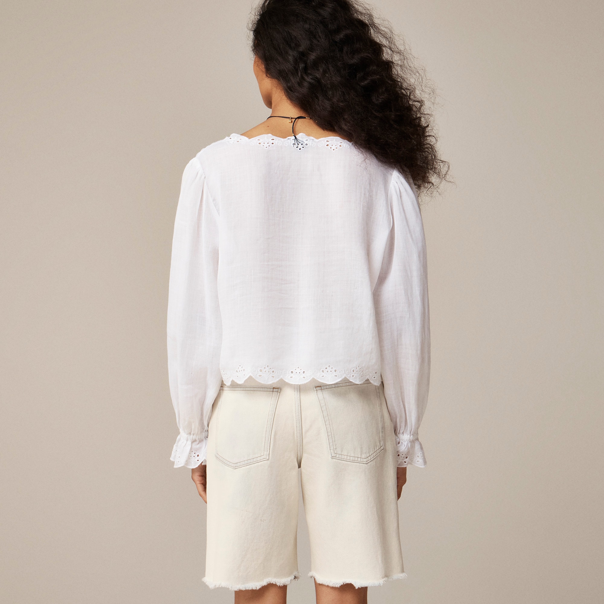 Scallop-trim tie-front top in ramie