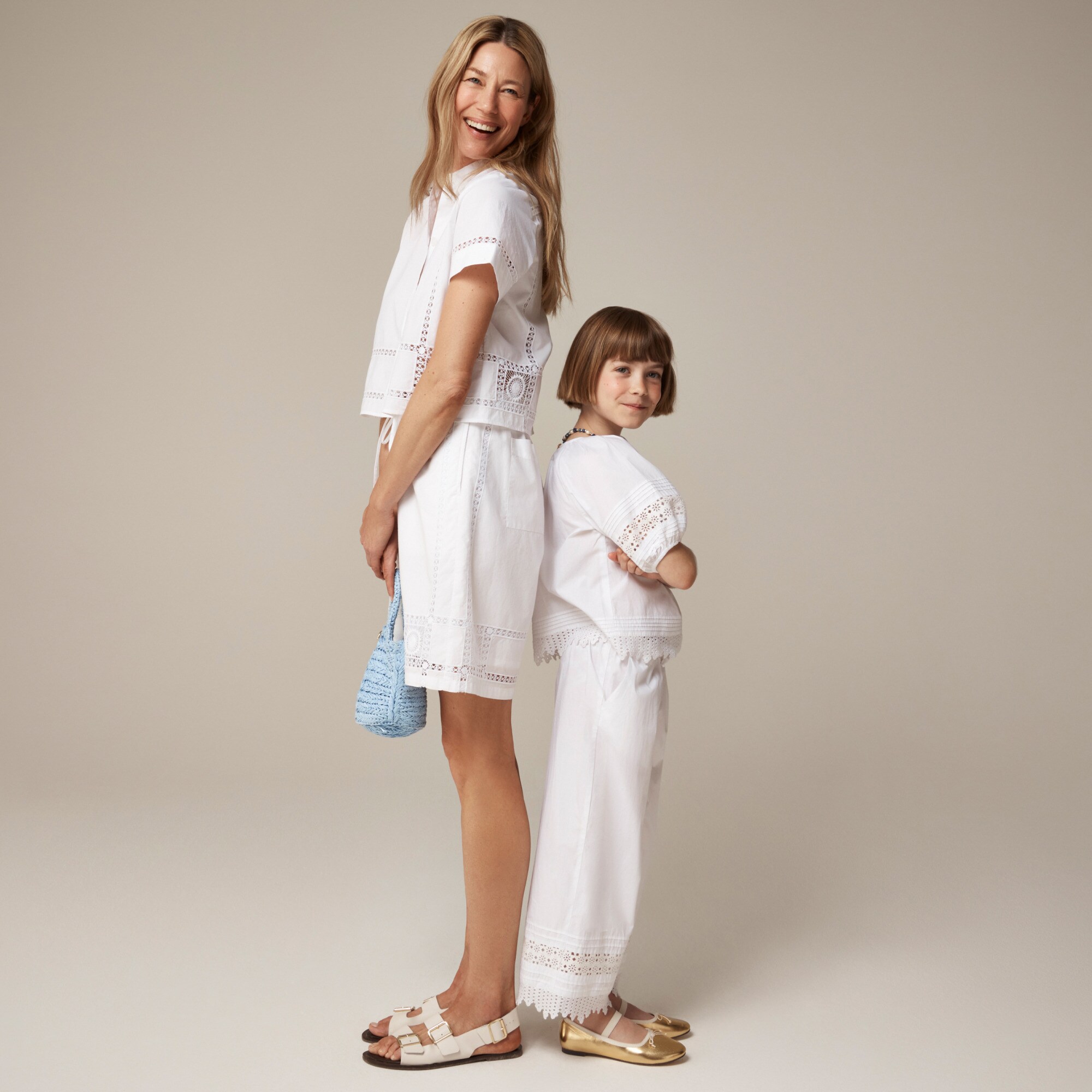 Soleil eyelet-trim short