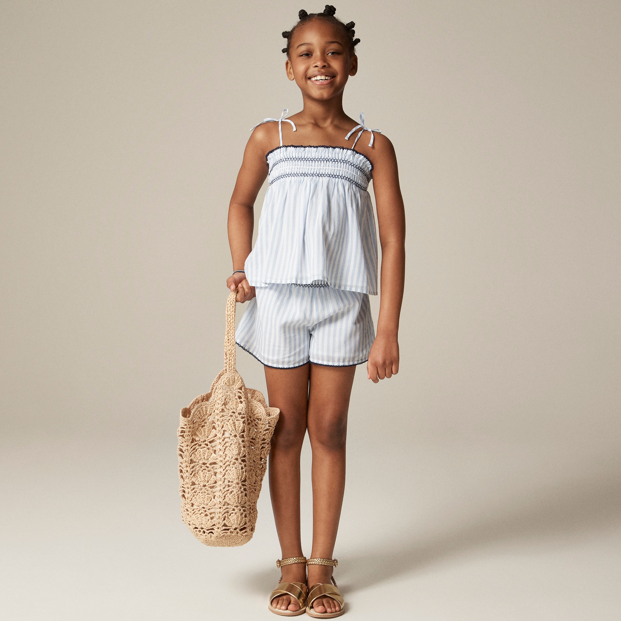 タウカンTown & Country ゴブラー 5'10 Girls' Tie-shoulder Smocked Tank Top In Cotton Voile Stripe For