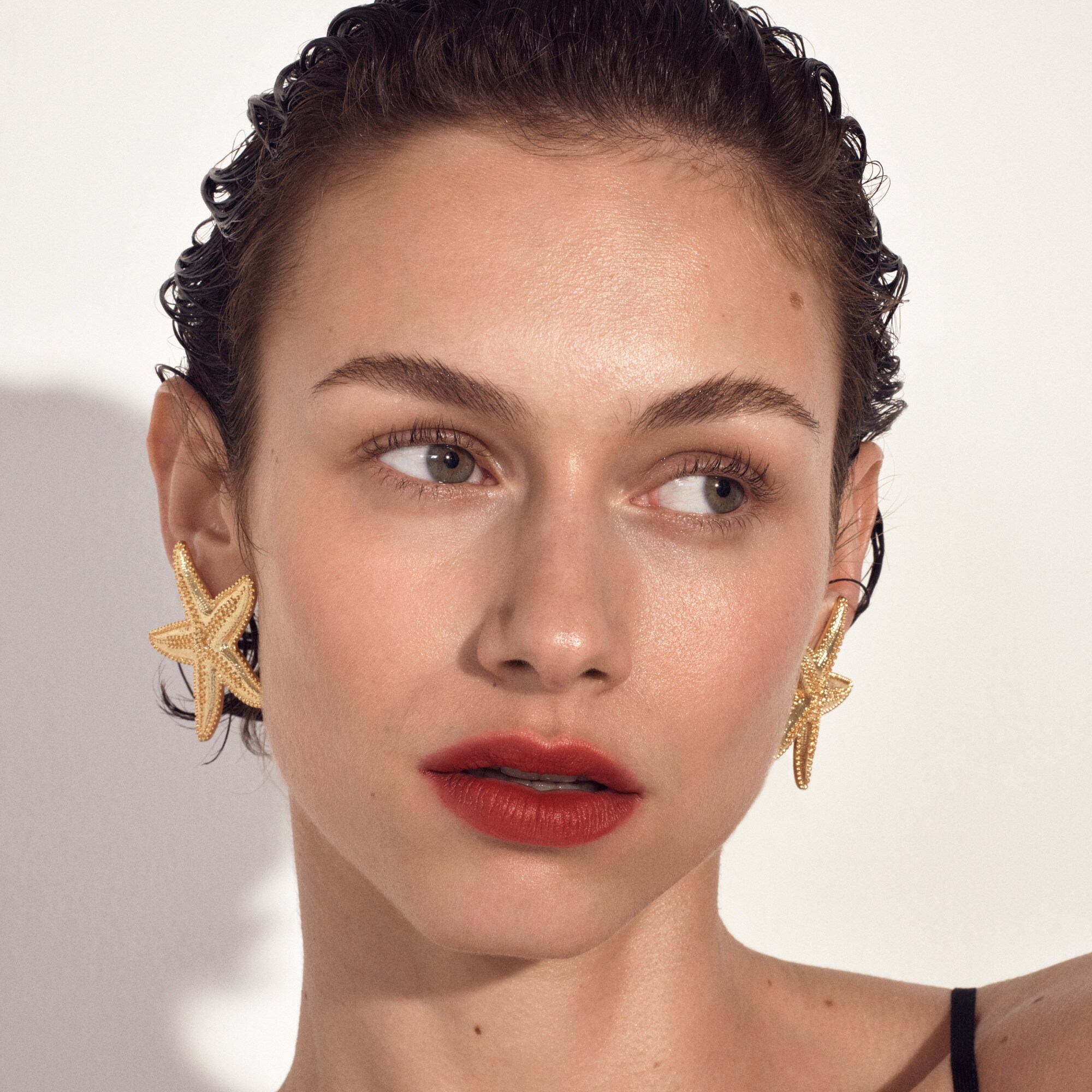Oversized starfish stud earrings