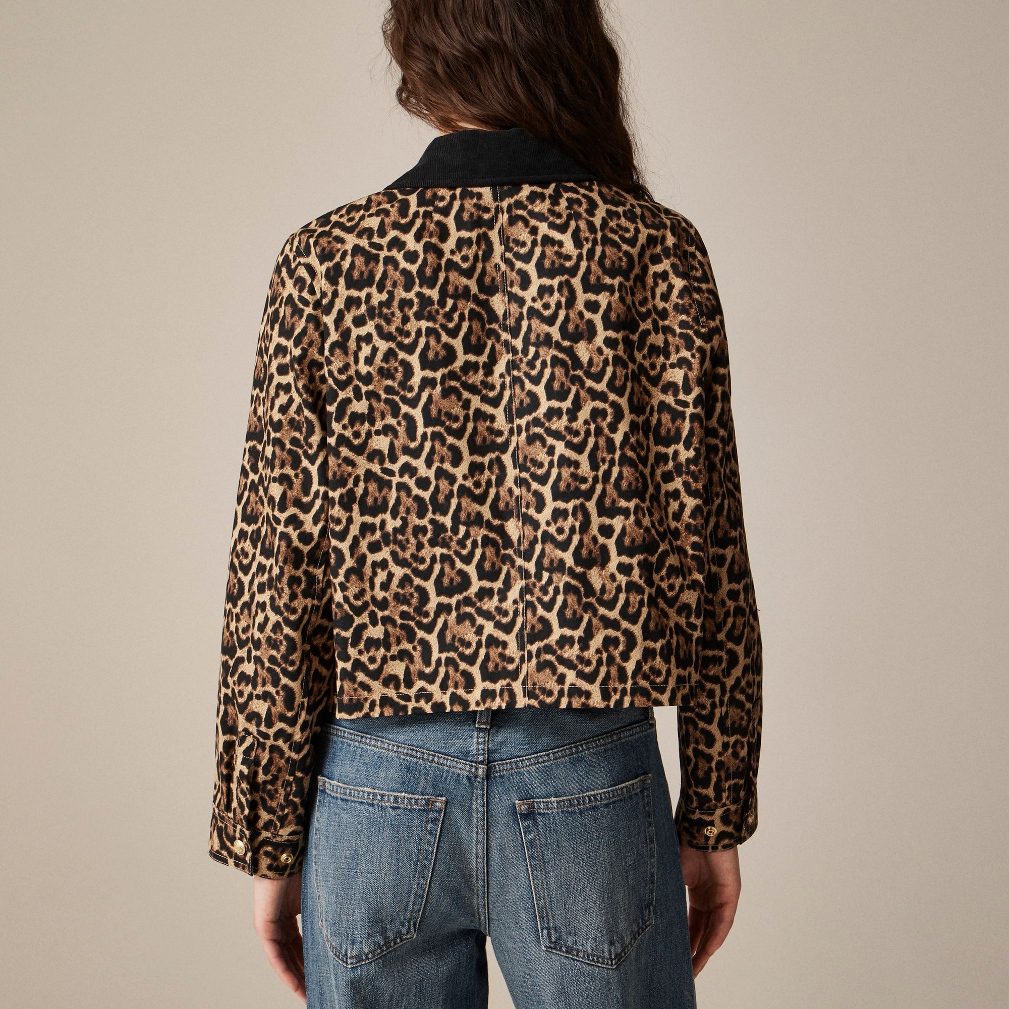 Short Barn Jacket™ in leopard cotton canvas