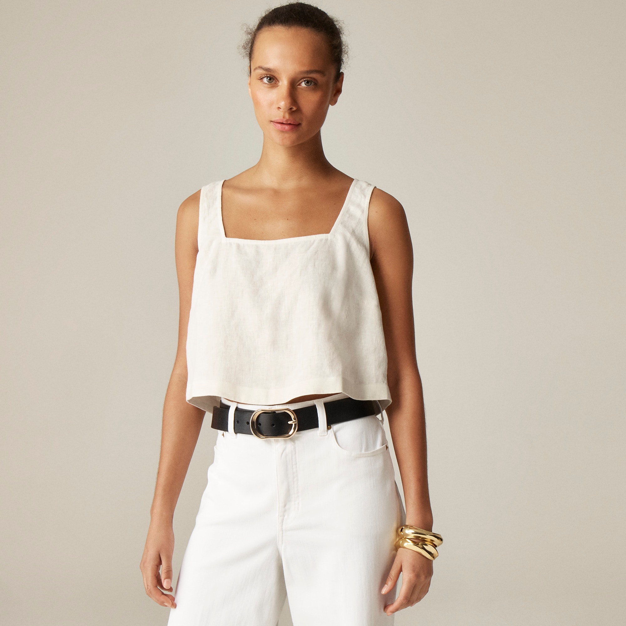 Squareneck button-back top in linen