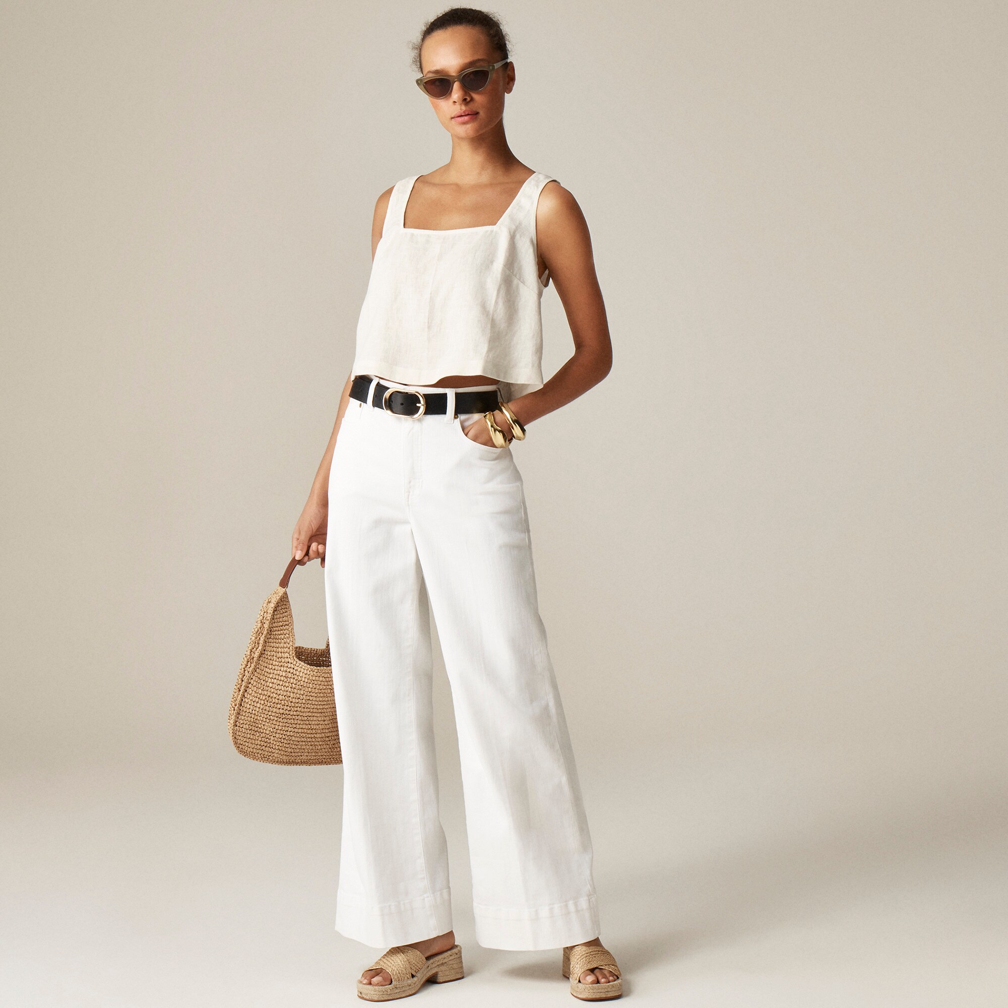  Squareneck button-back top in linen