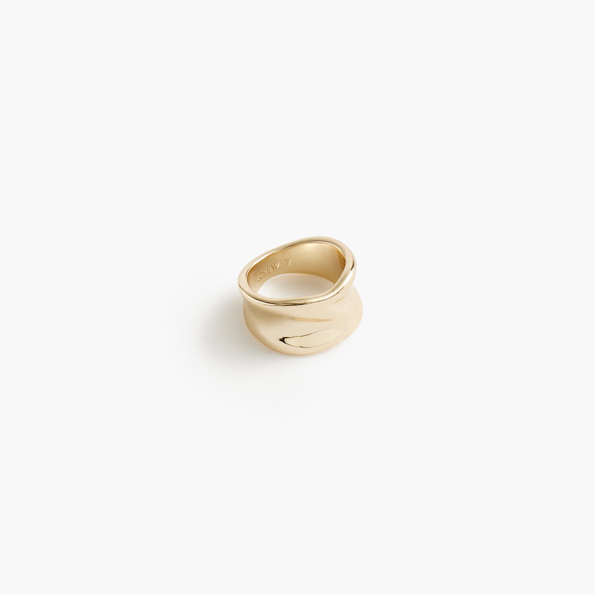 Molded metal ring