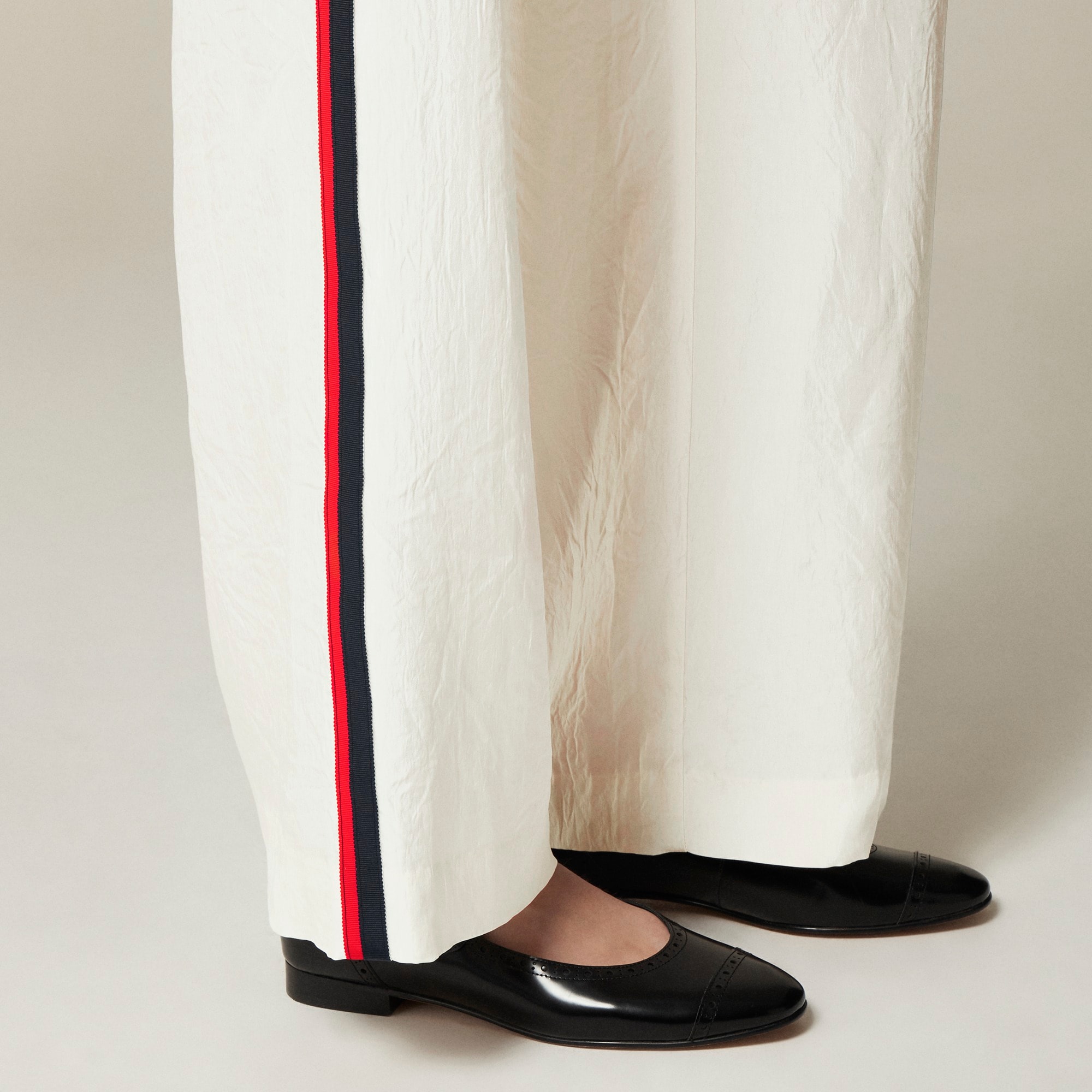 Stratus side-stripe pant in textured satin