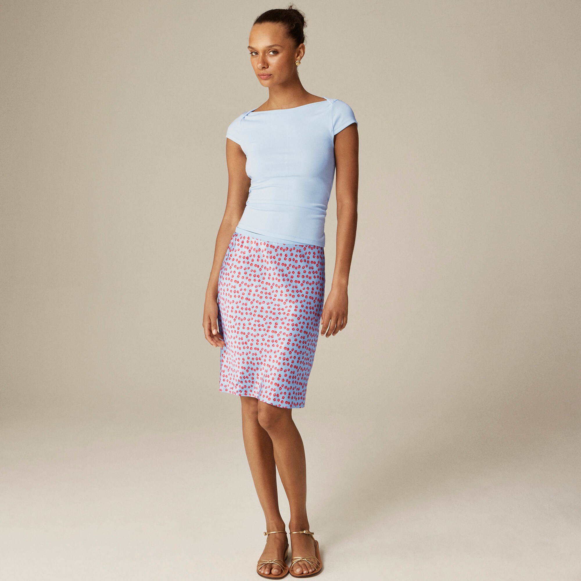  Gwen knee-length slip skirt in summer fields print