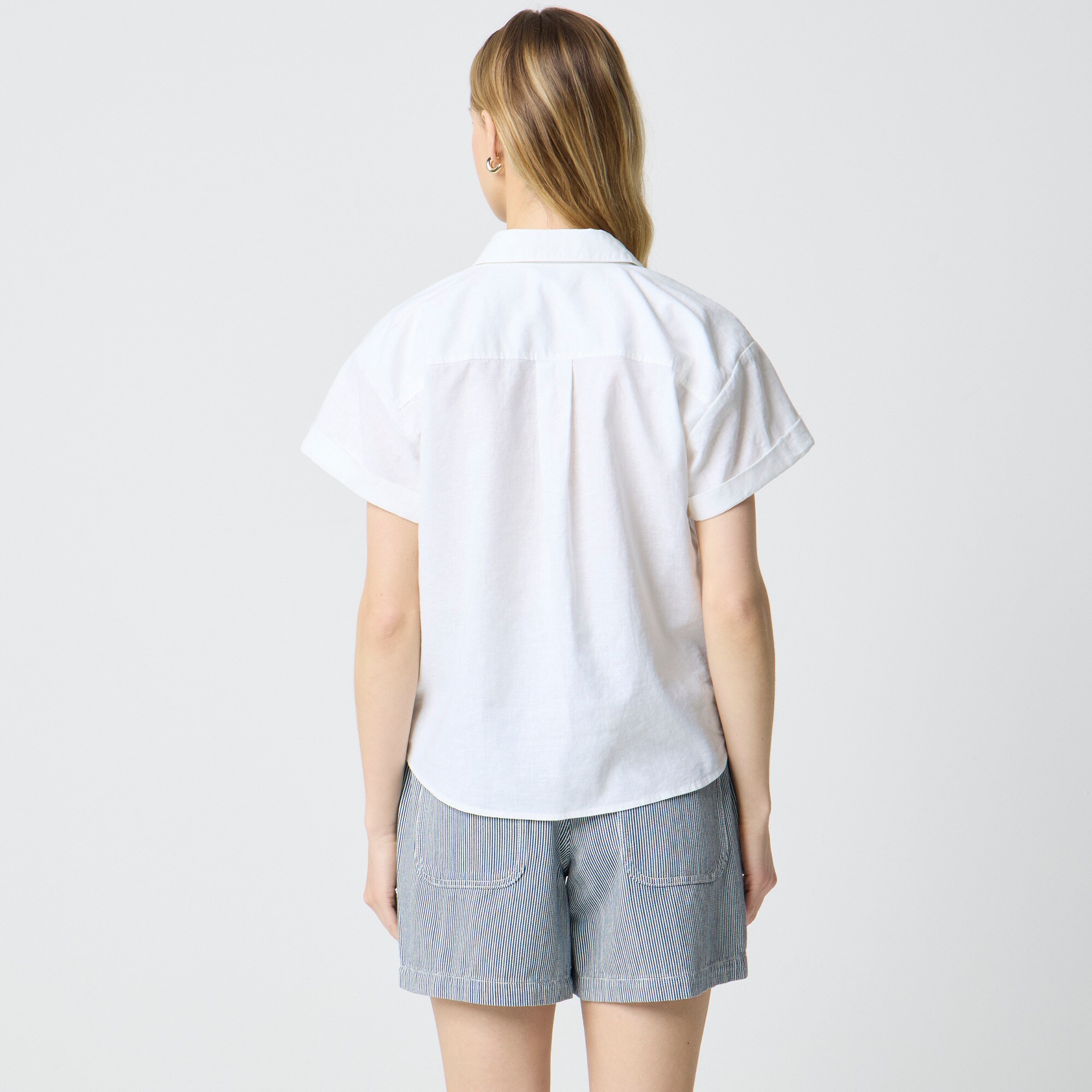 Short-sleeve linen-blend button-up shirt