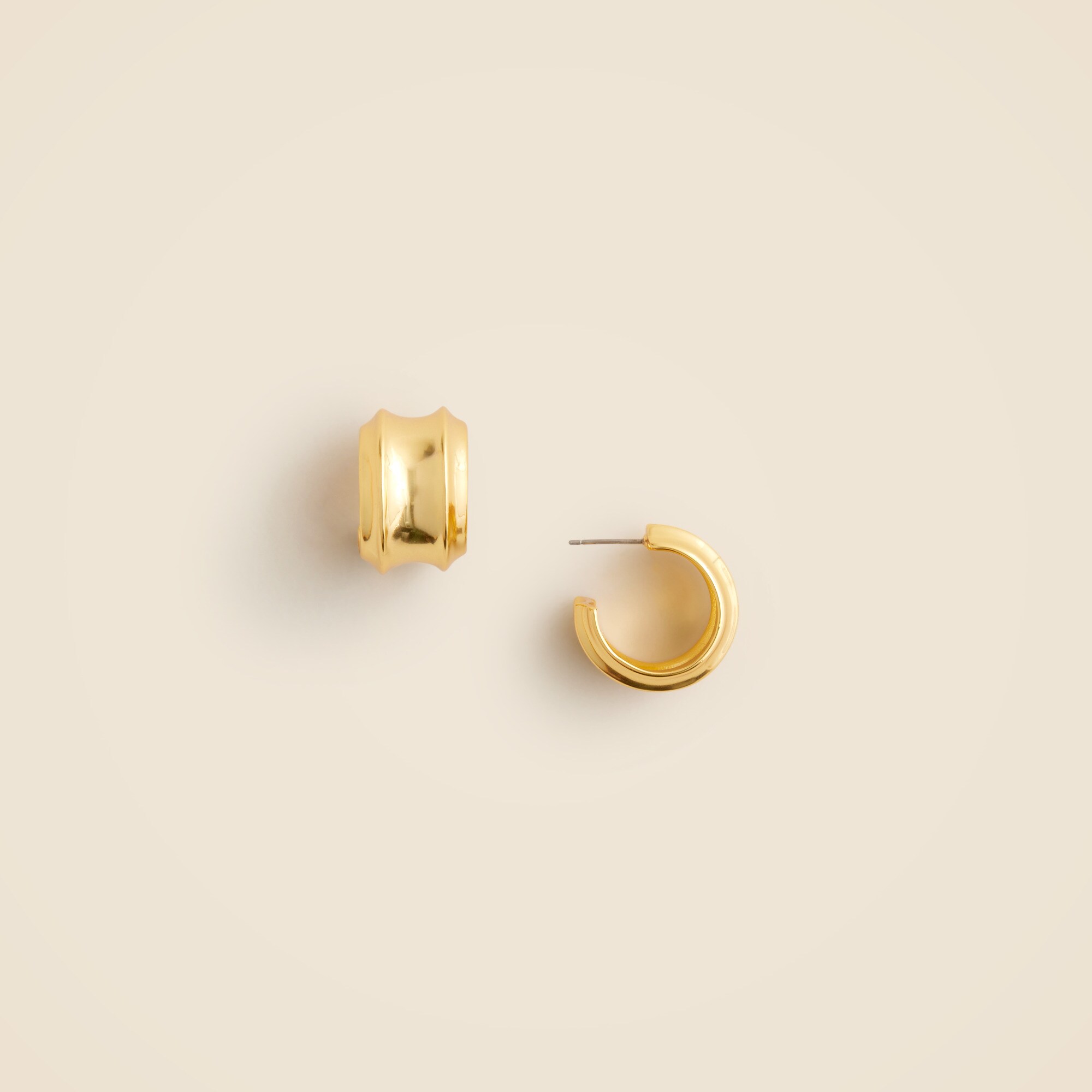 Small ridged hoop earrings