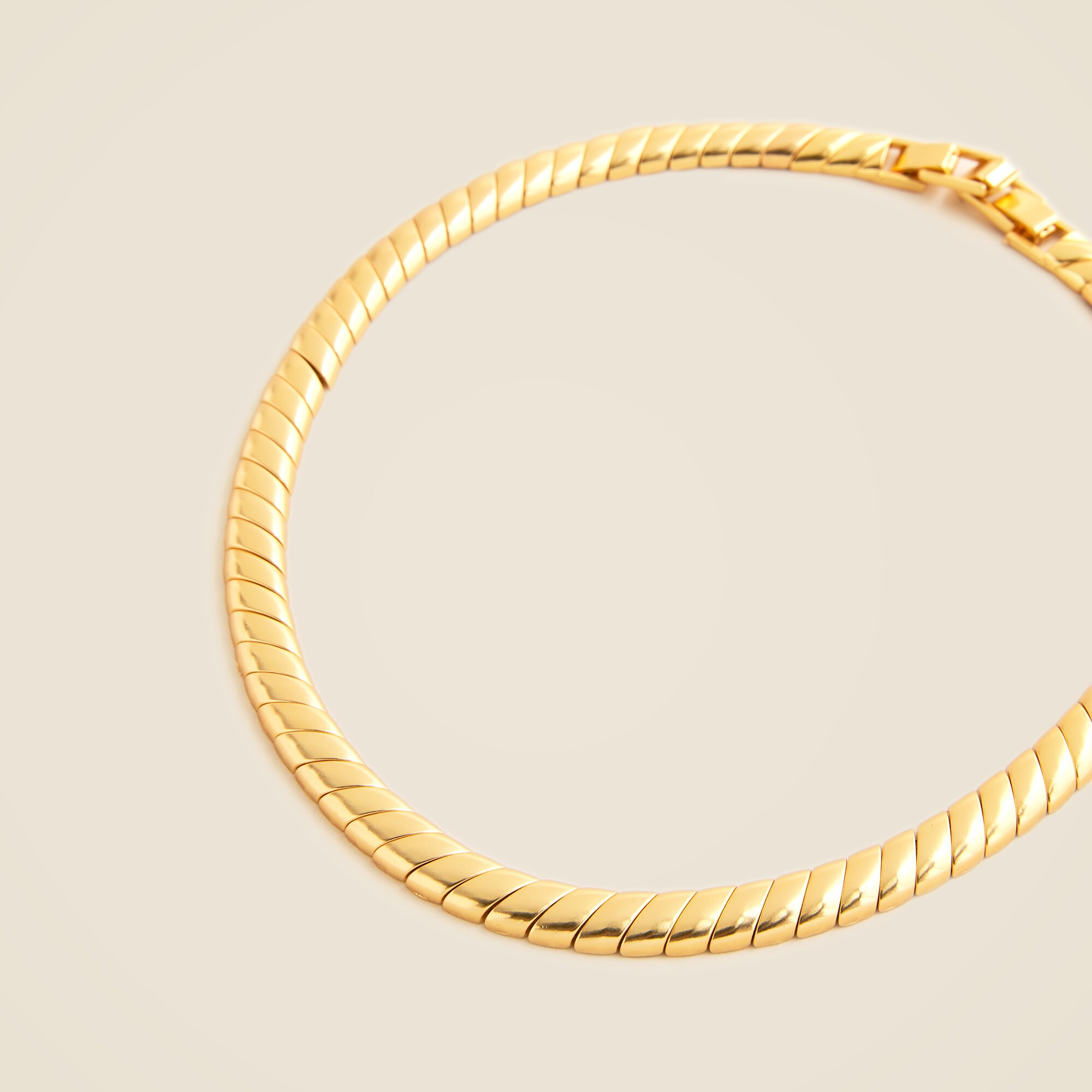 Snake chain collar necklace
