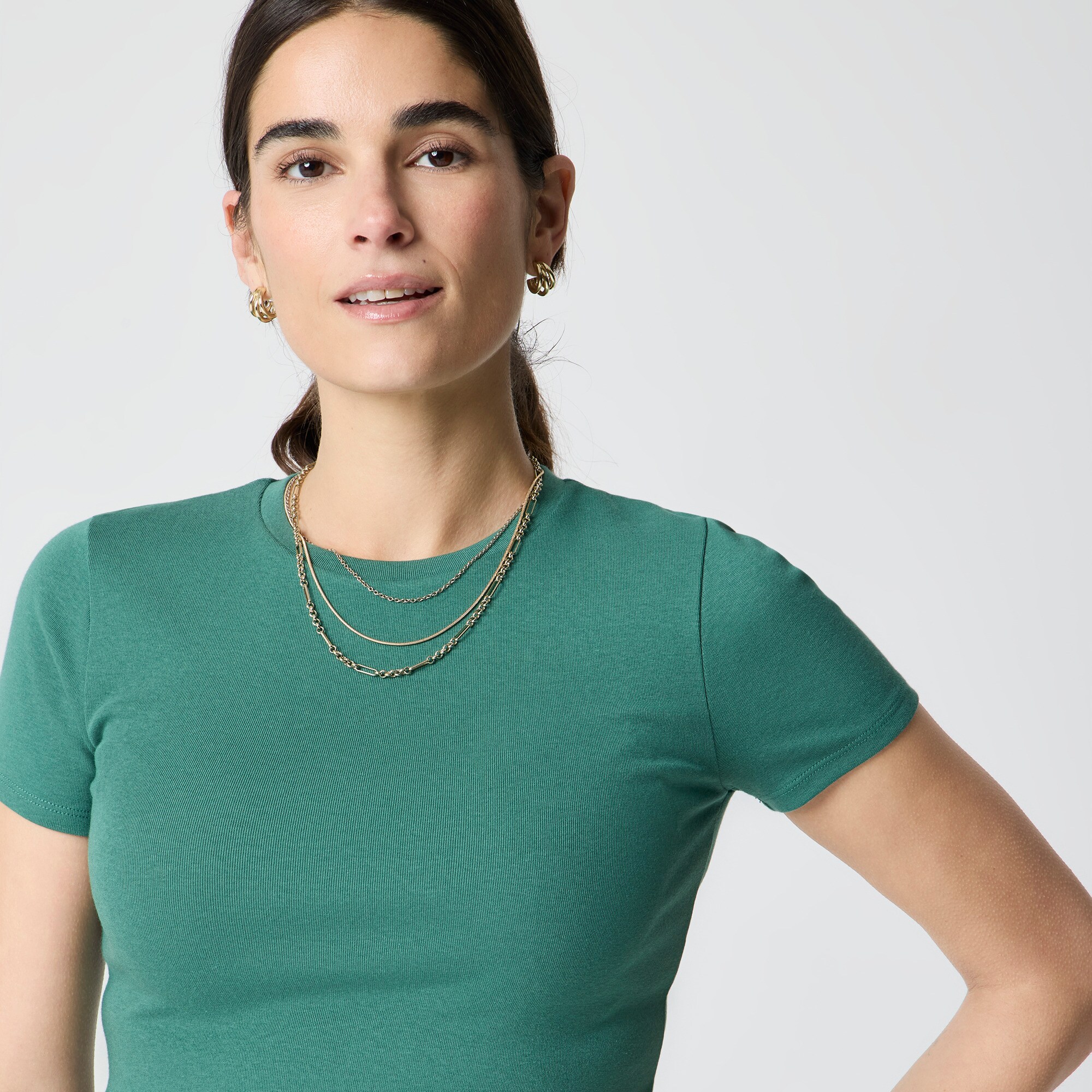 Short-sleeve slim-fit everyday tee