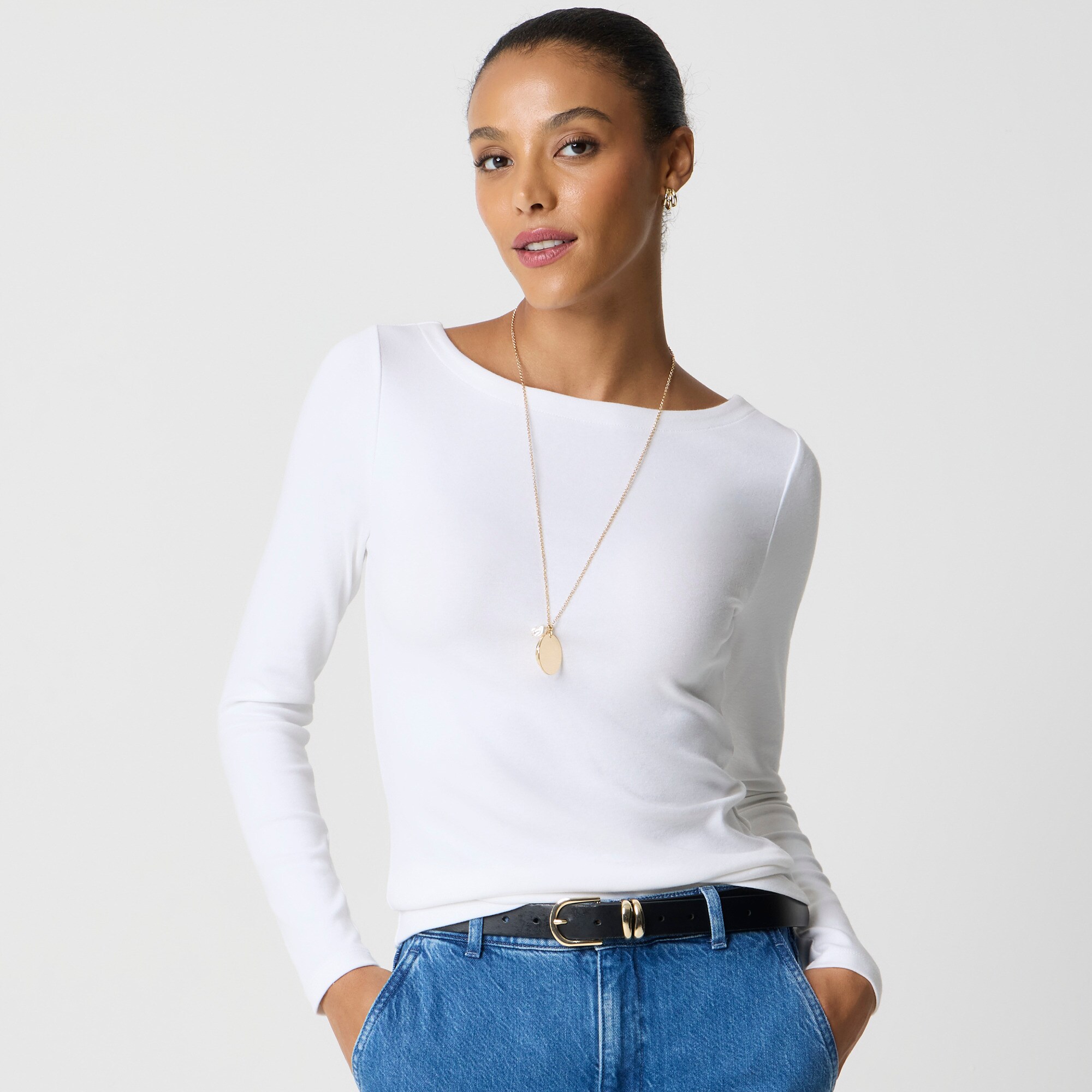 Long-sleeve boatneck everyday tee