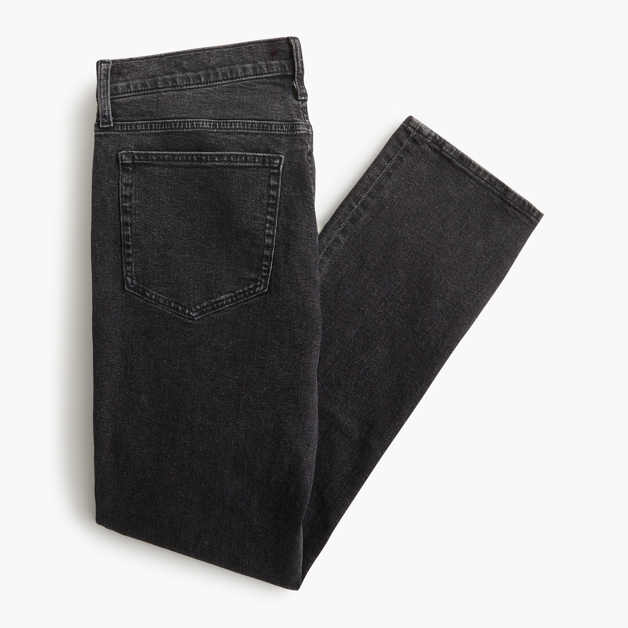 Straight-fit black jean in vintage stretch