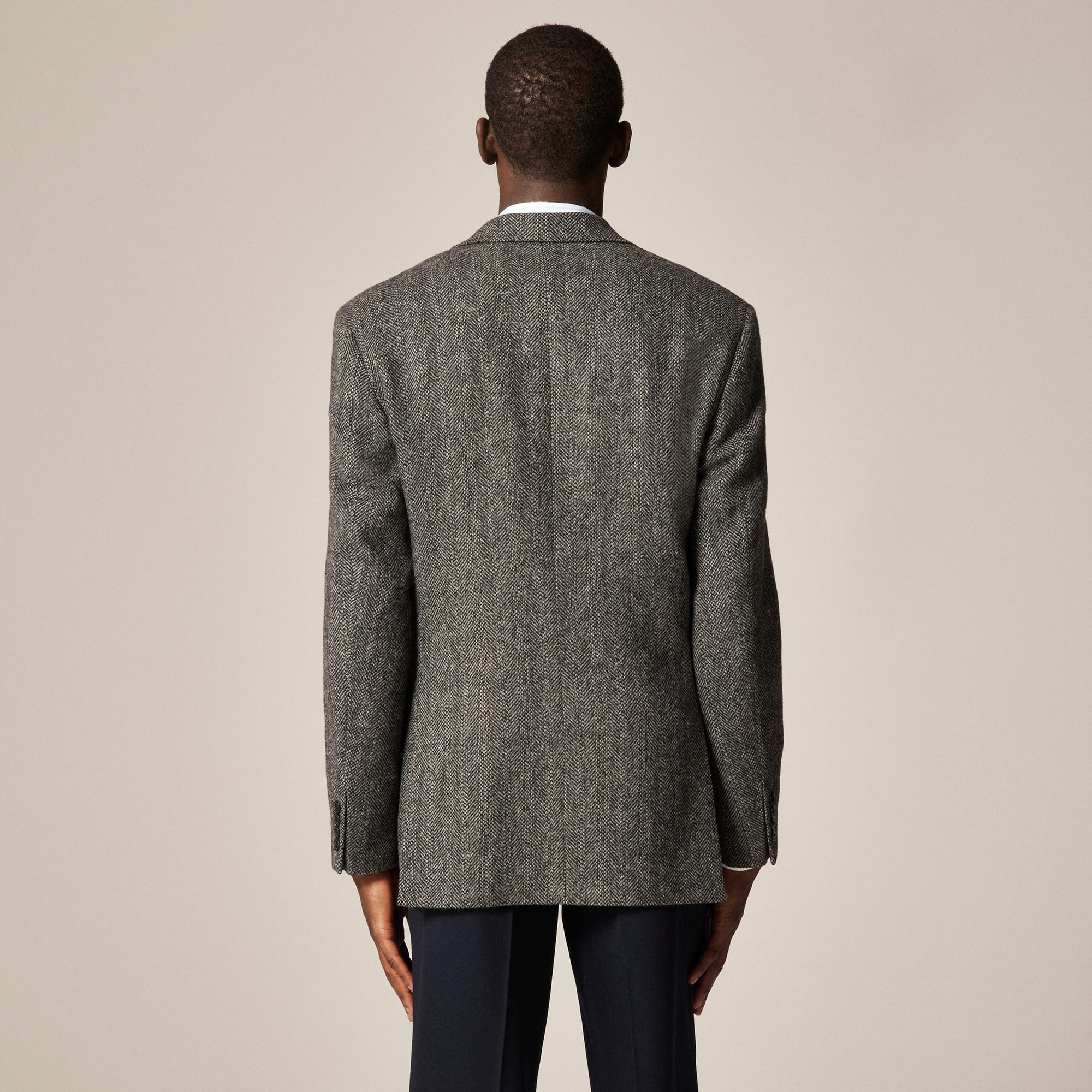 Sportcoat in broken herringbone English wool