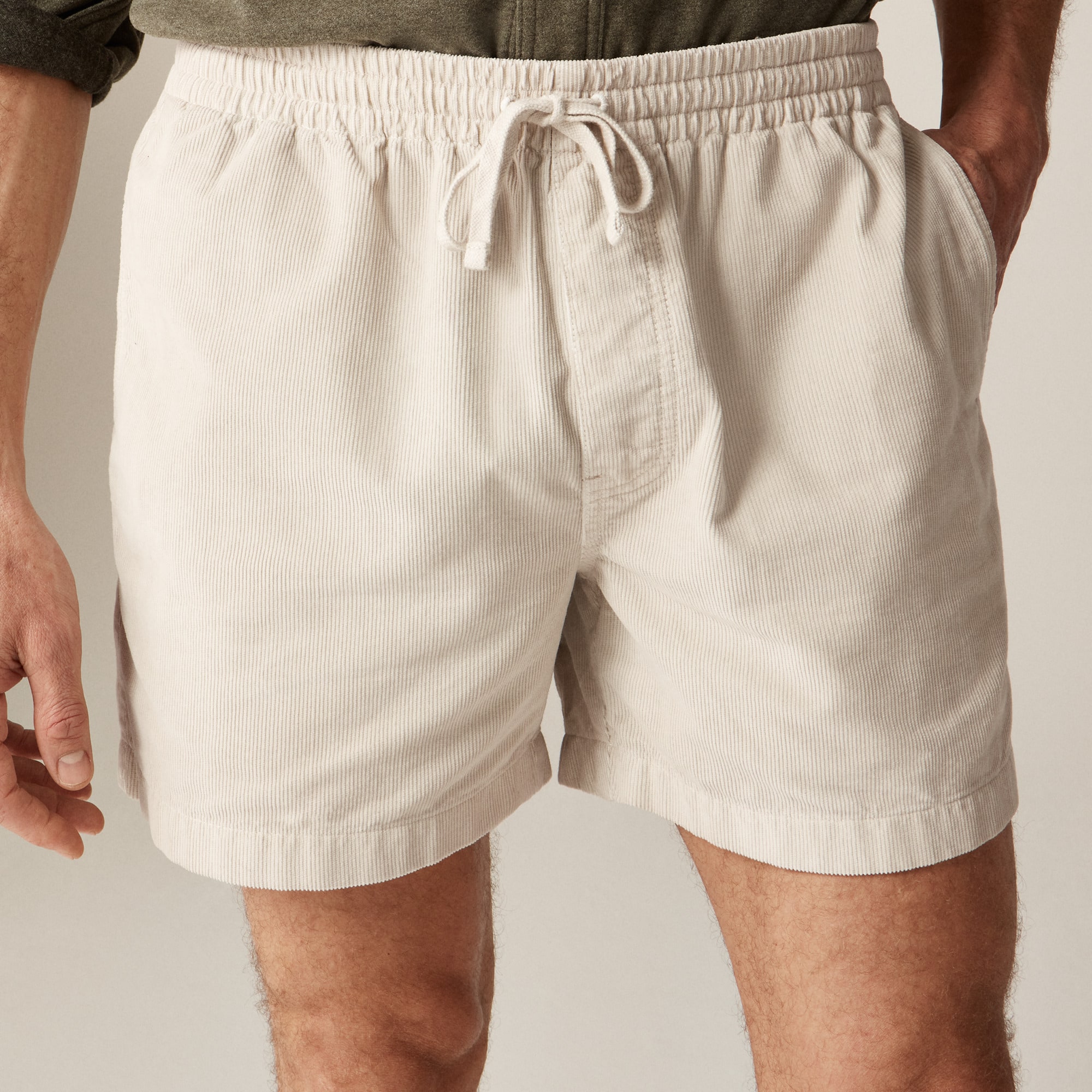 5" everyday drawstring short in corduroy