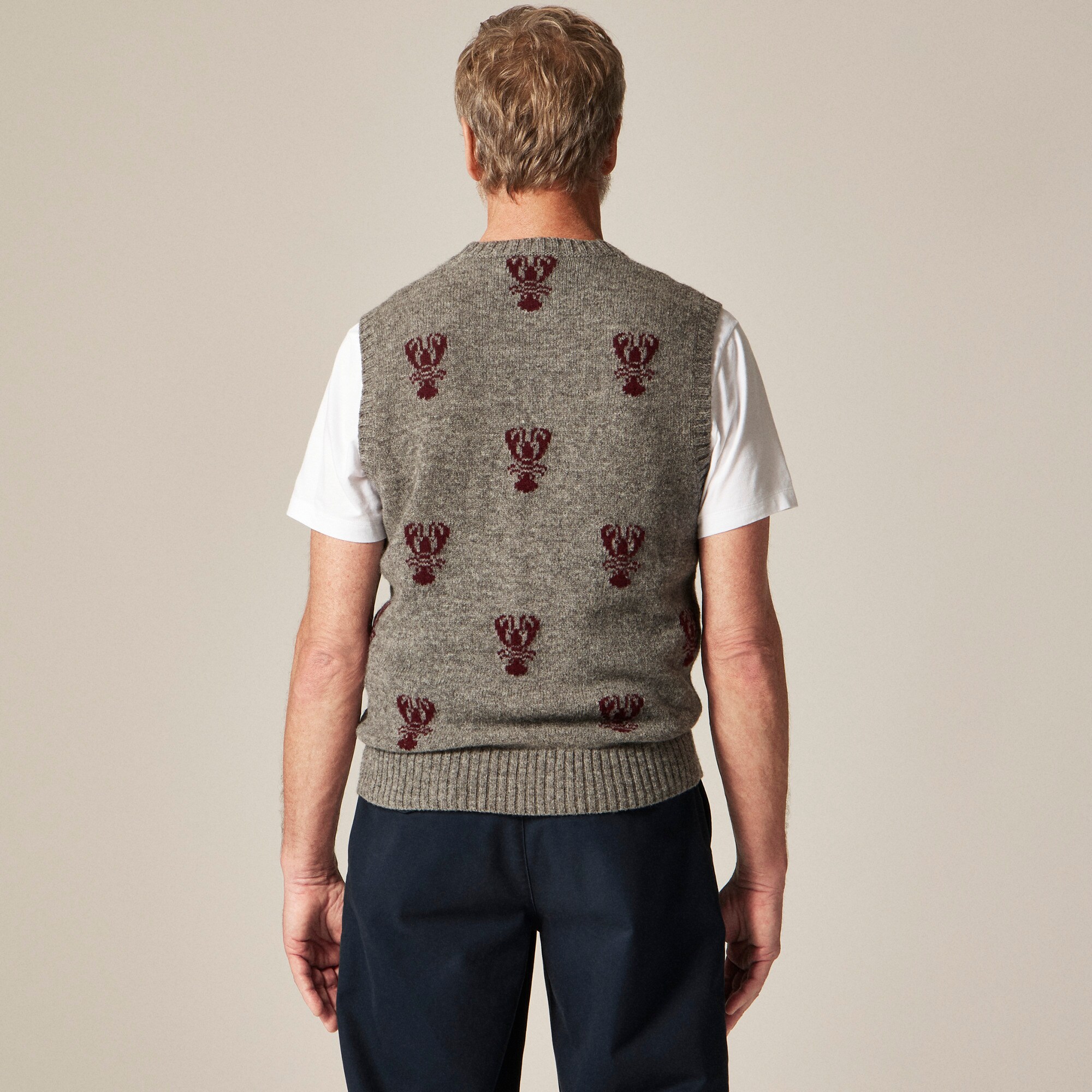 Wool sweater-vest in lobster