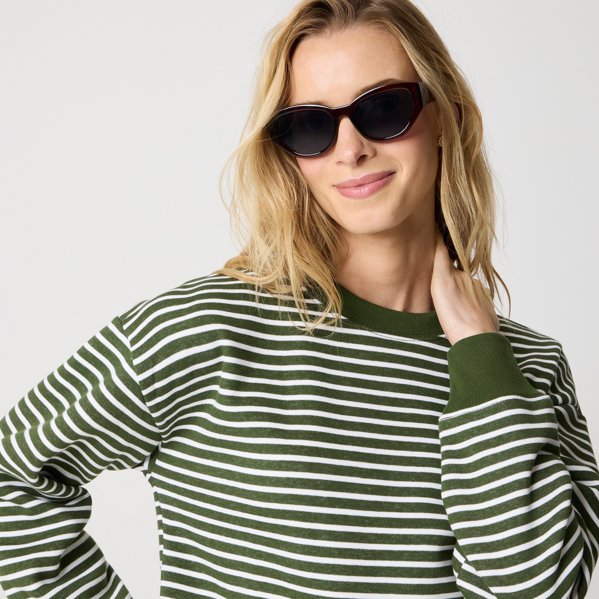 Striped crewneck pullover sweatshirt