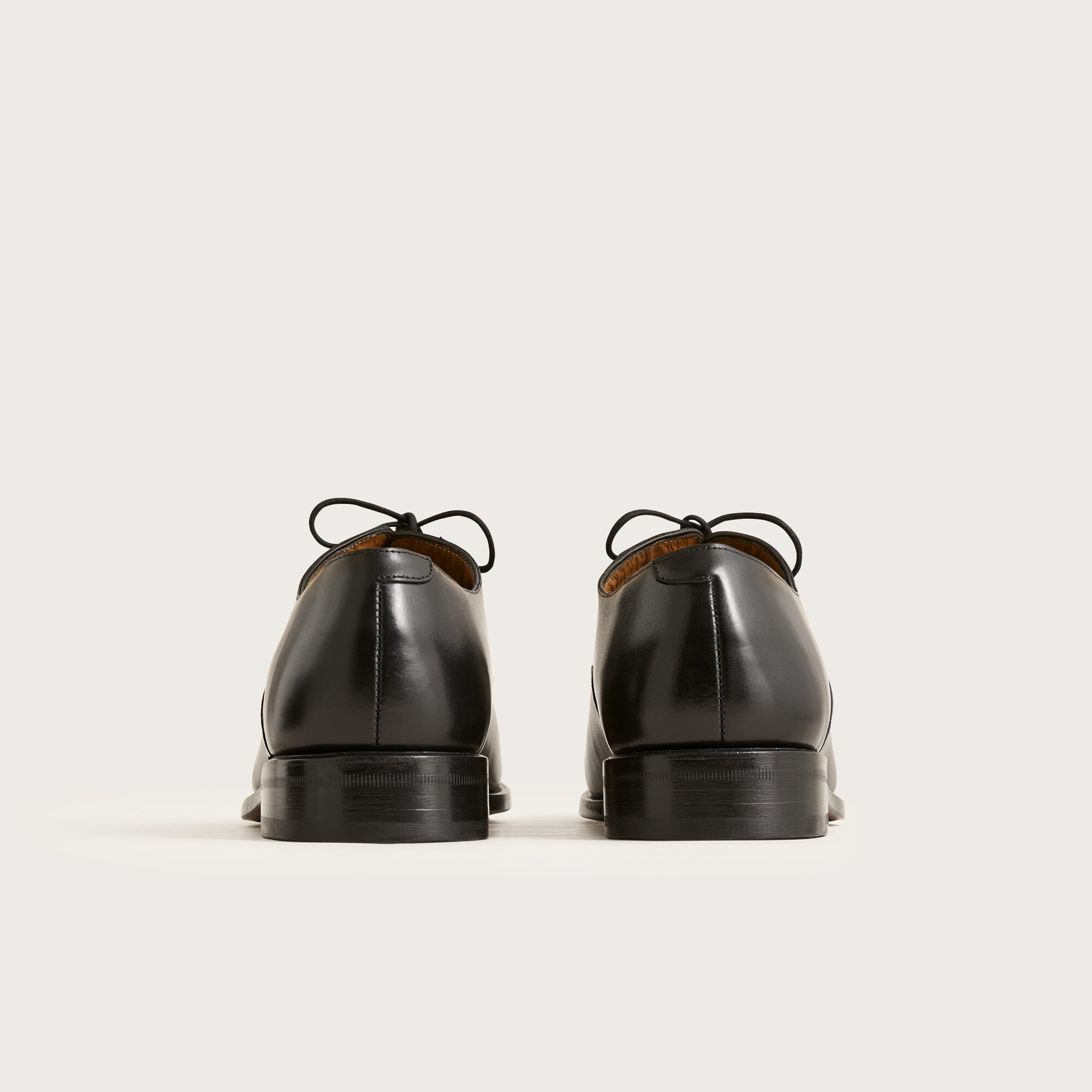 Essex cap toe oxfords in leather