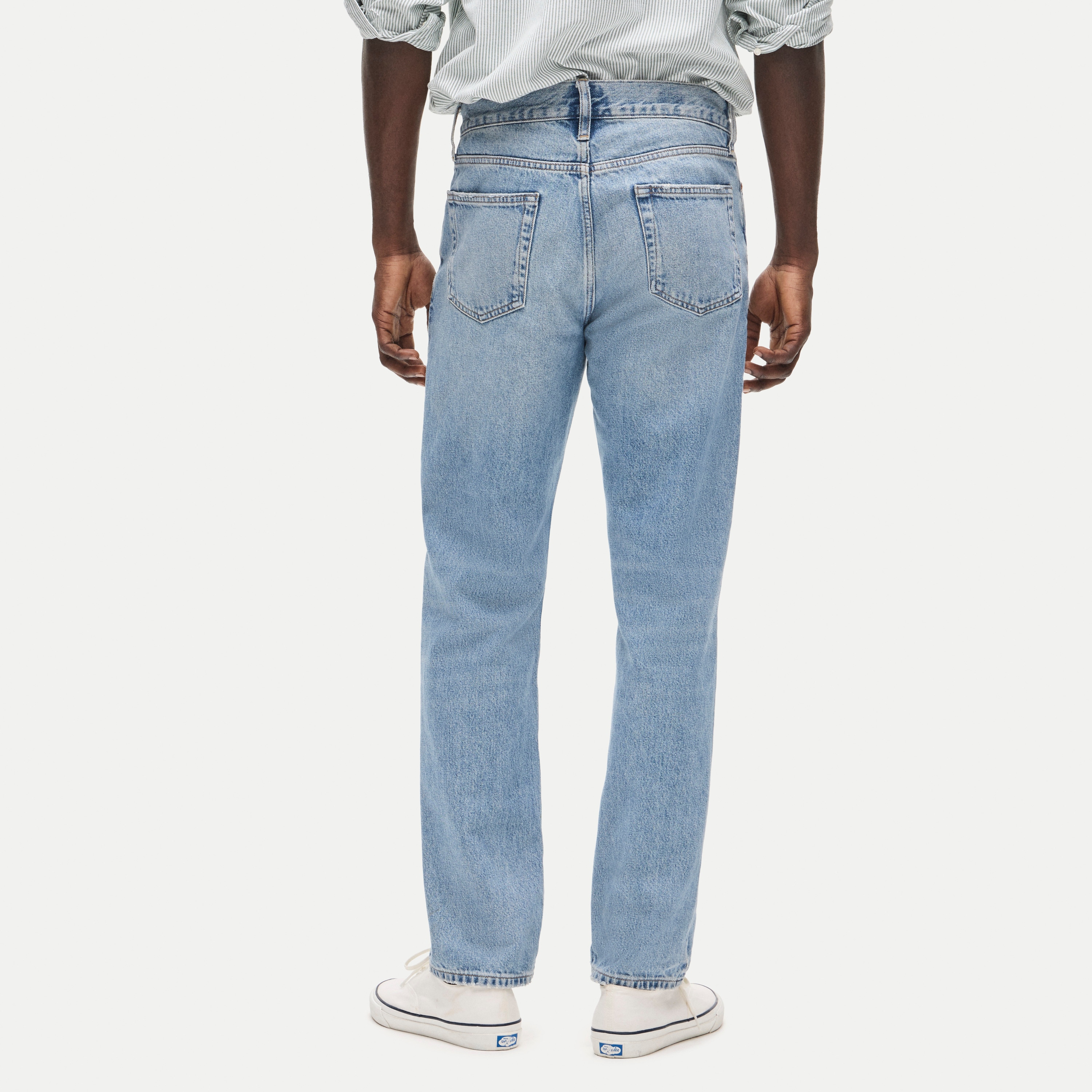 Classic jean in light wash