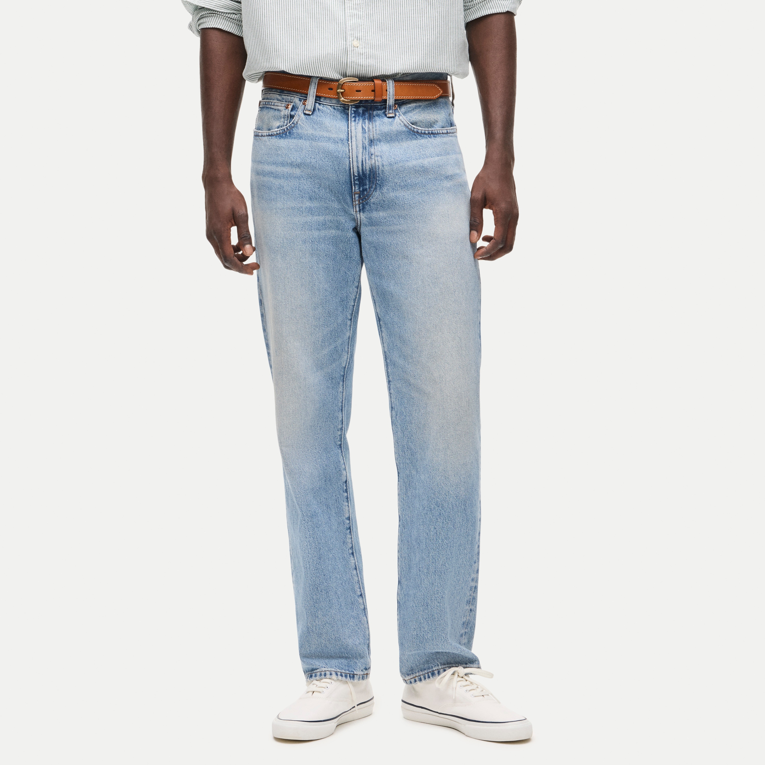Classic jean in light wash